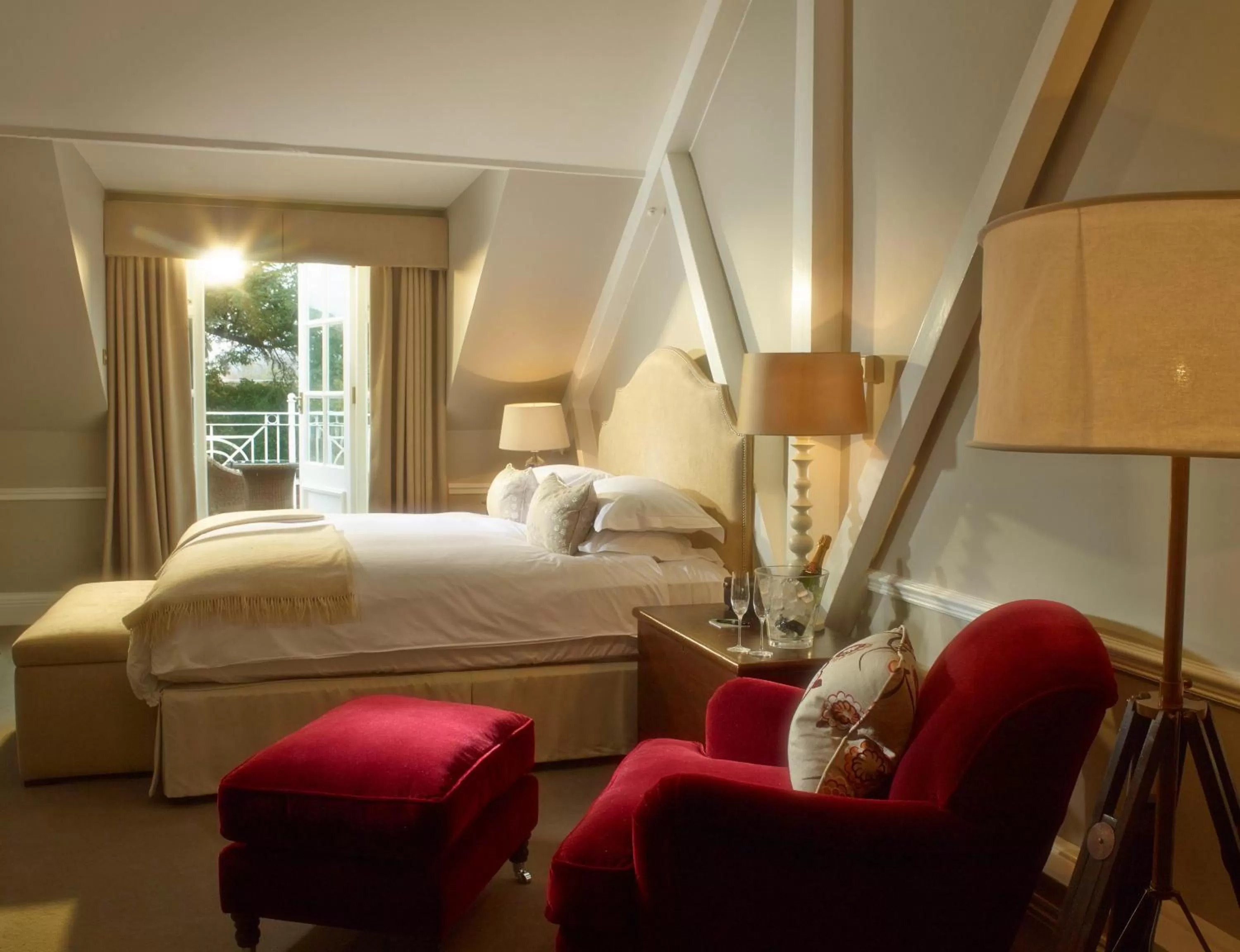 Bedroom, Bed in Chewton Glen Hotel - an Iconic Luxury Hotel