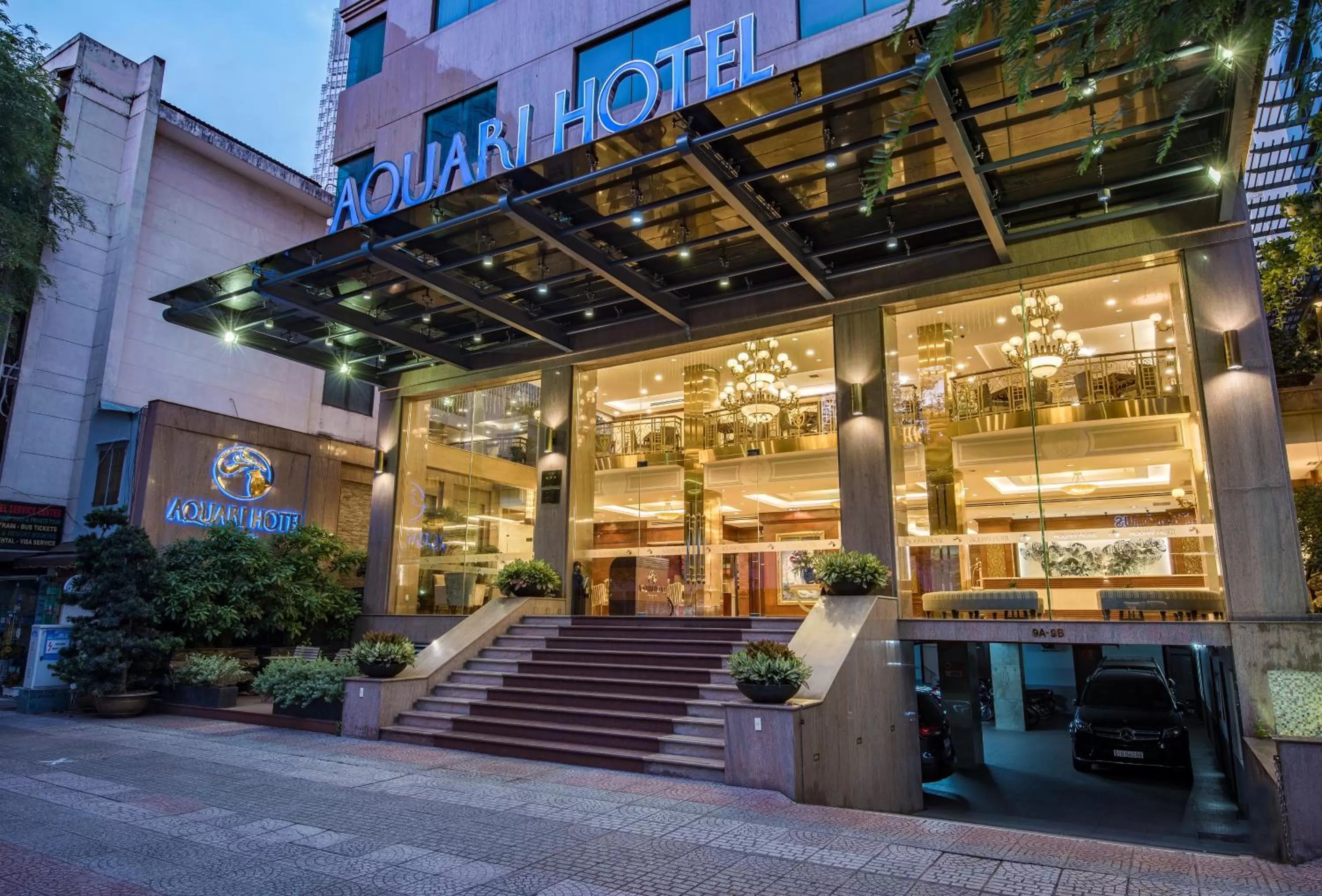 Facade/entrance in Aquari Hotel
