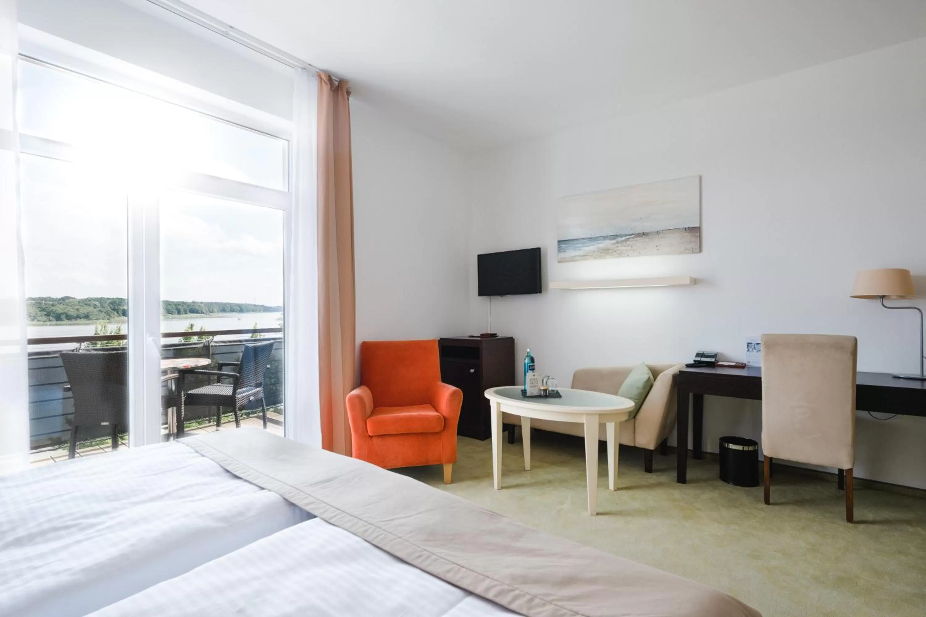 Photo of the whole room, Bed in Resort Mark Brandenburg & Fontane Therme