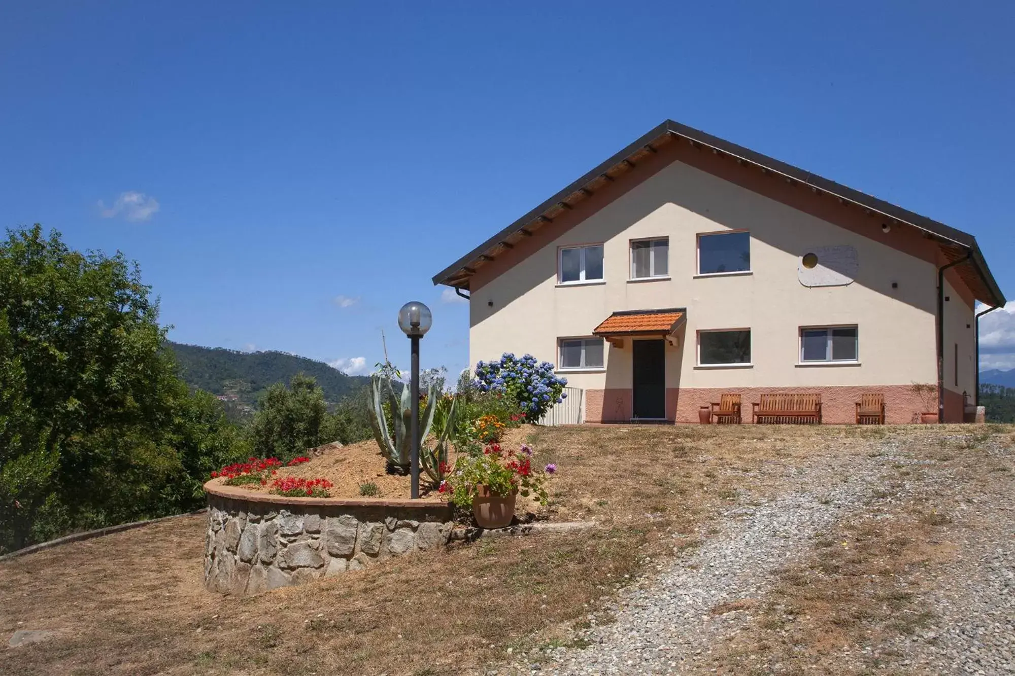 Property Building in La Casa del Sole Property Building in La Casa del Sole