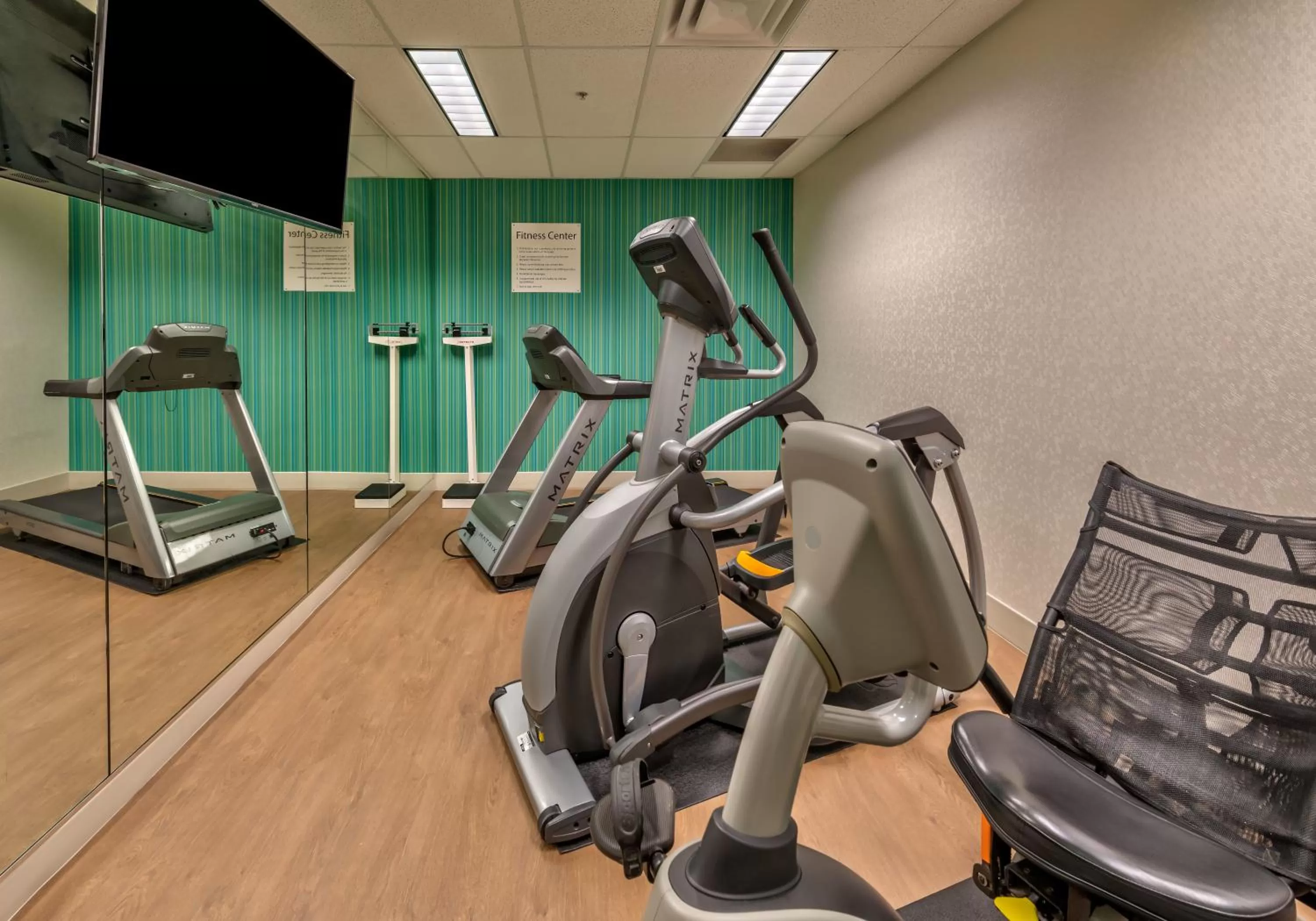 Fitness centre/facilities in Holiday Inn Express Hotel & Suites Minden by IHG