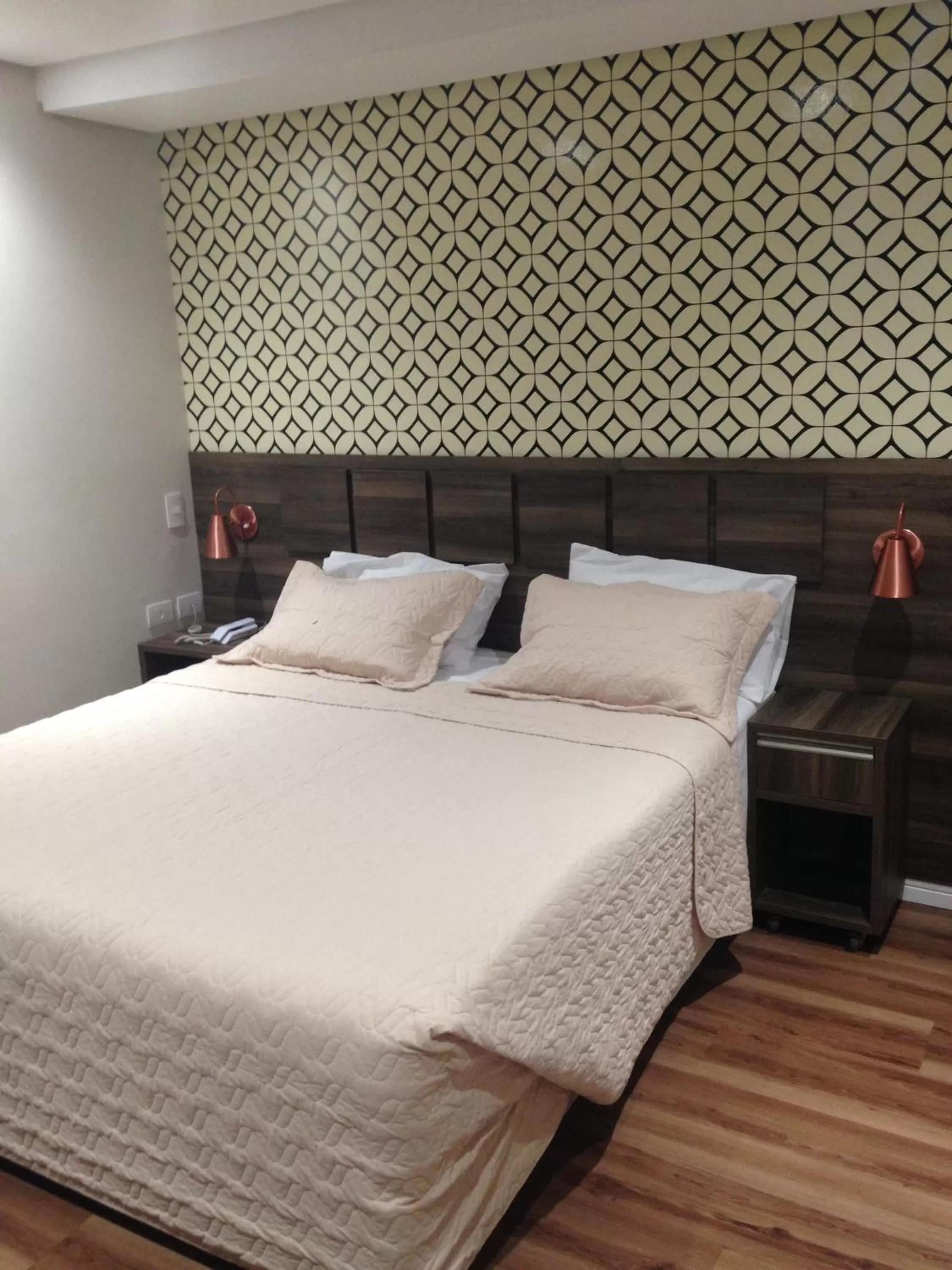 Bed in Hotel Biz Urban- EXPO CENTER NORTE