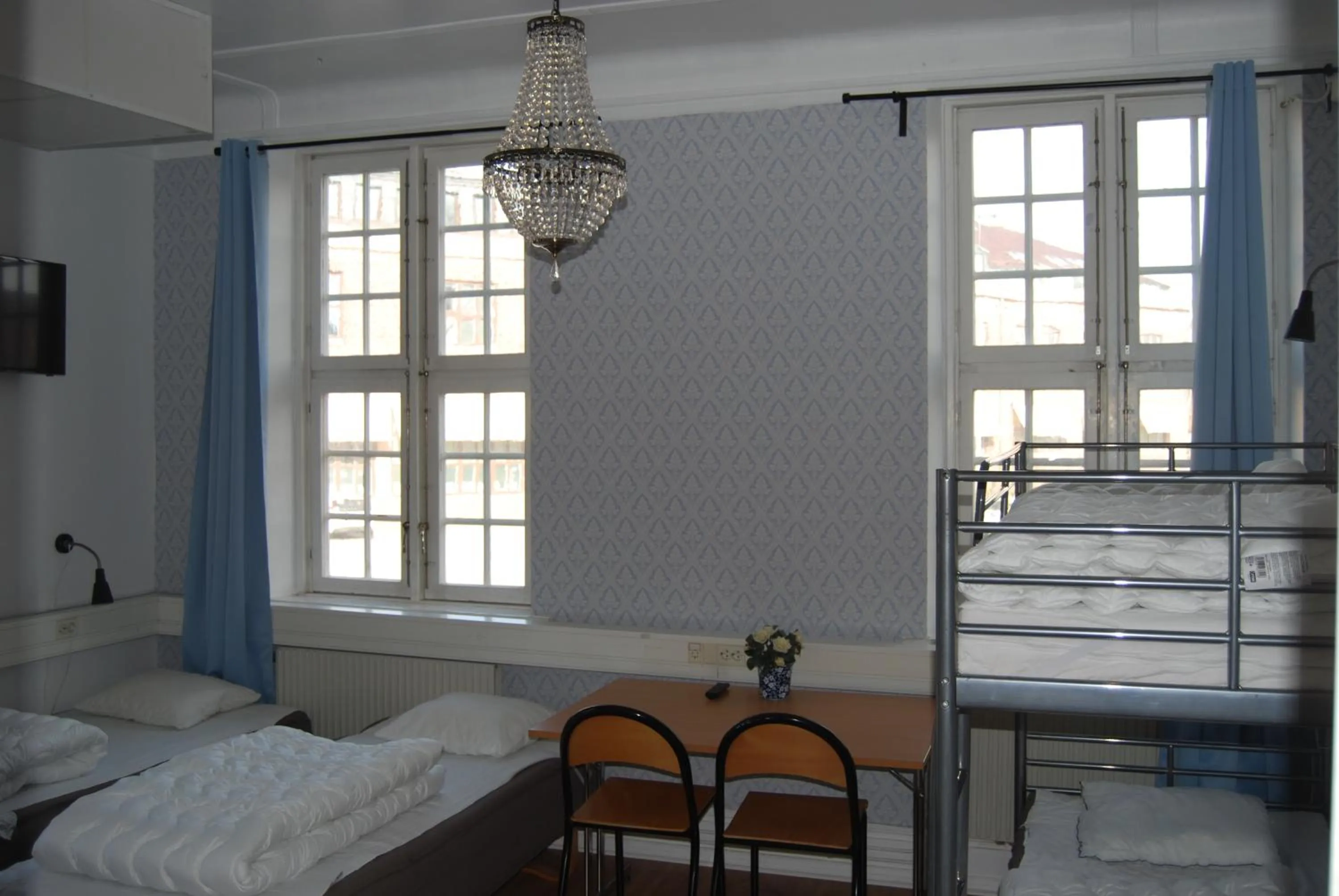 Bed in Halmstad Hotell & Vandrarhem Kaptenshamn