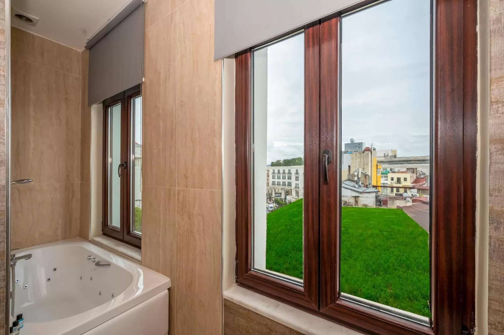 Bathroom in Juno Hotel Taksim