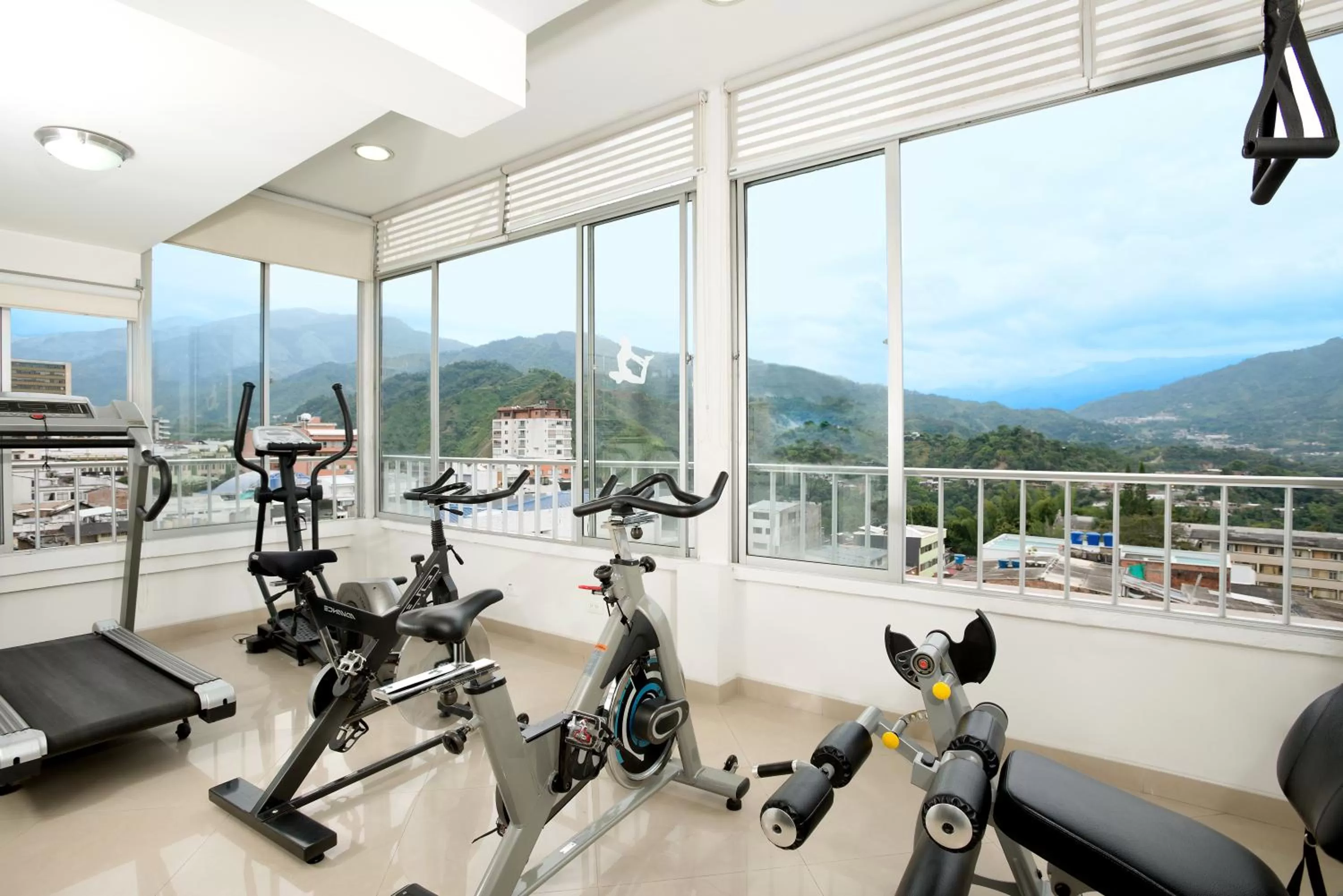 Fitness centre/facilities in Hotel Dann Combeima