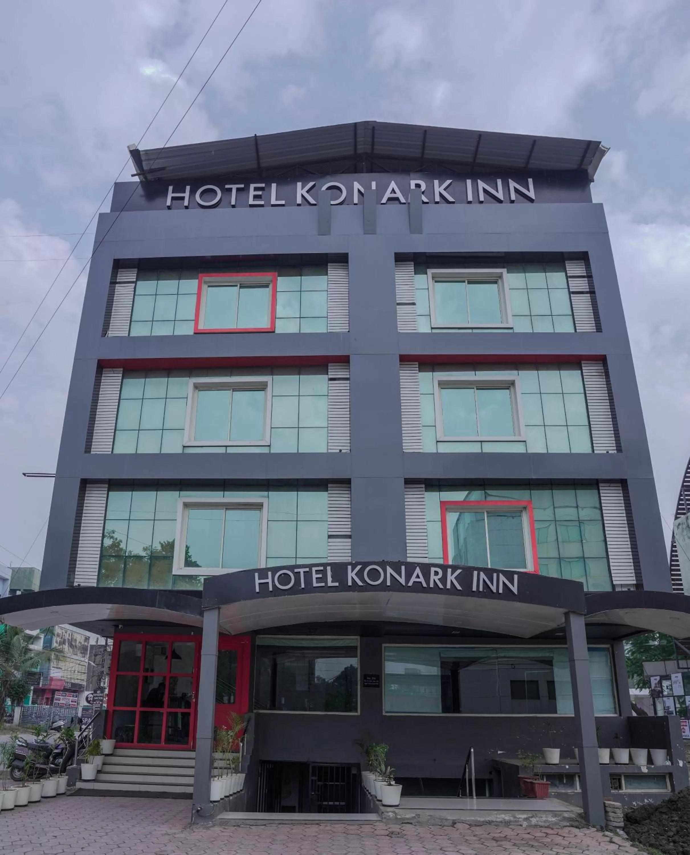 Property building in Hotel Konark Inn