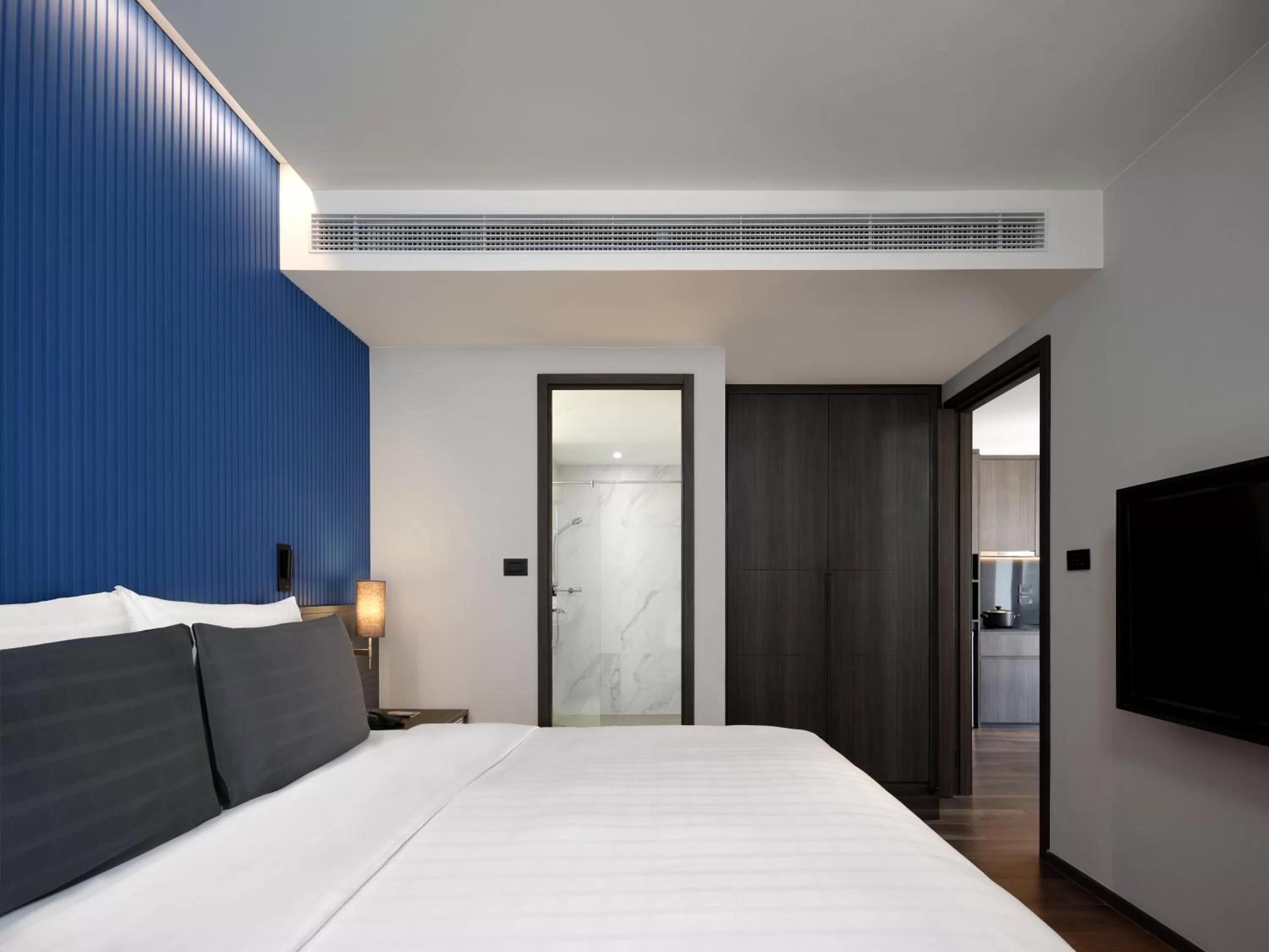 Bedroom, Bed in Sindhorn Midtown Hotel Bangkok, Vignette Collection by IHG
