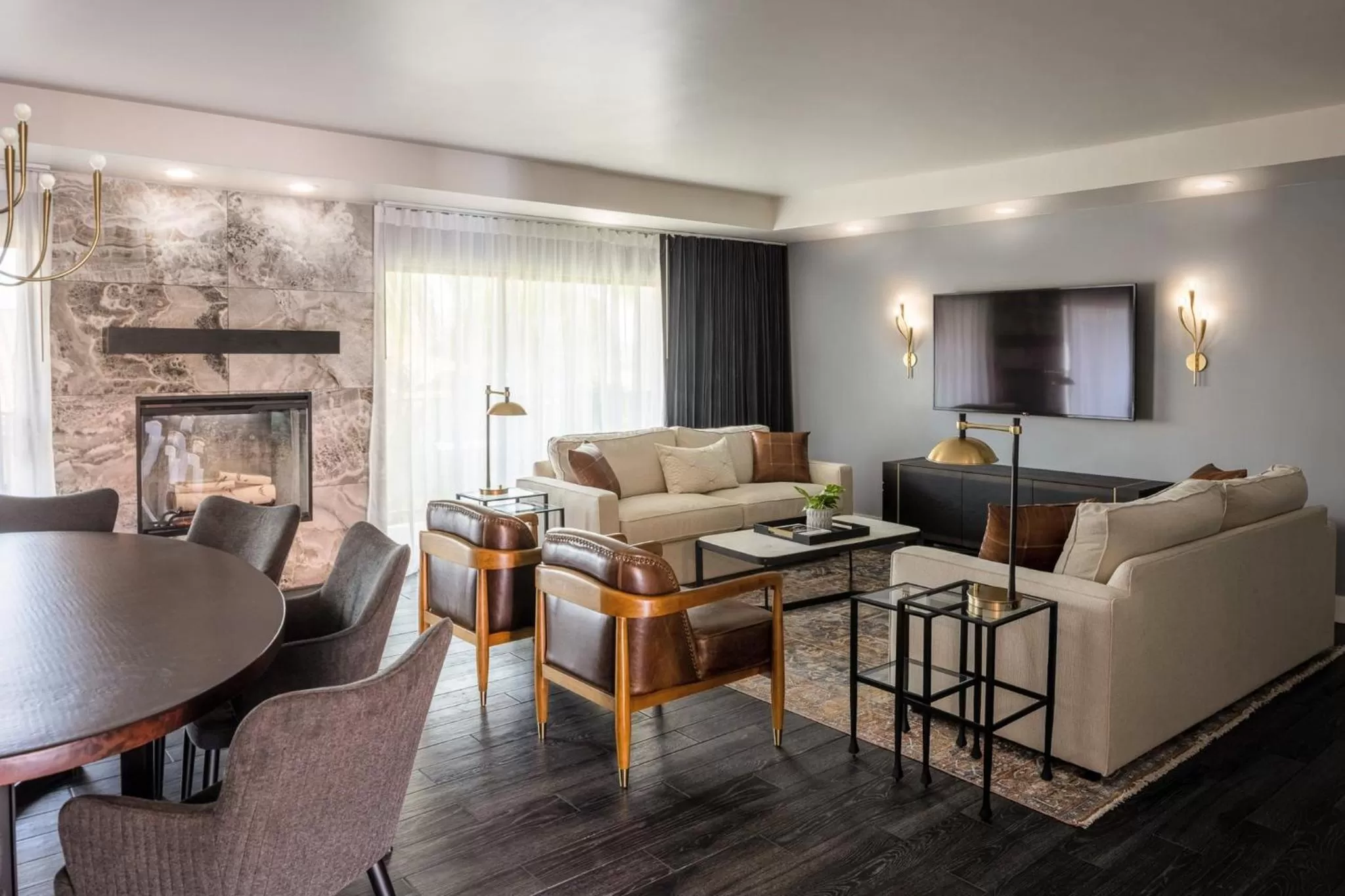 Photo of the whole room in Crowne Plaza Phoenix - Chandler Golf Resort by IHG