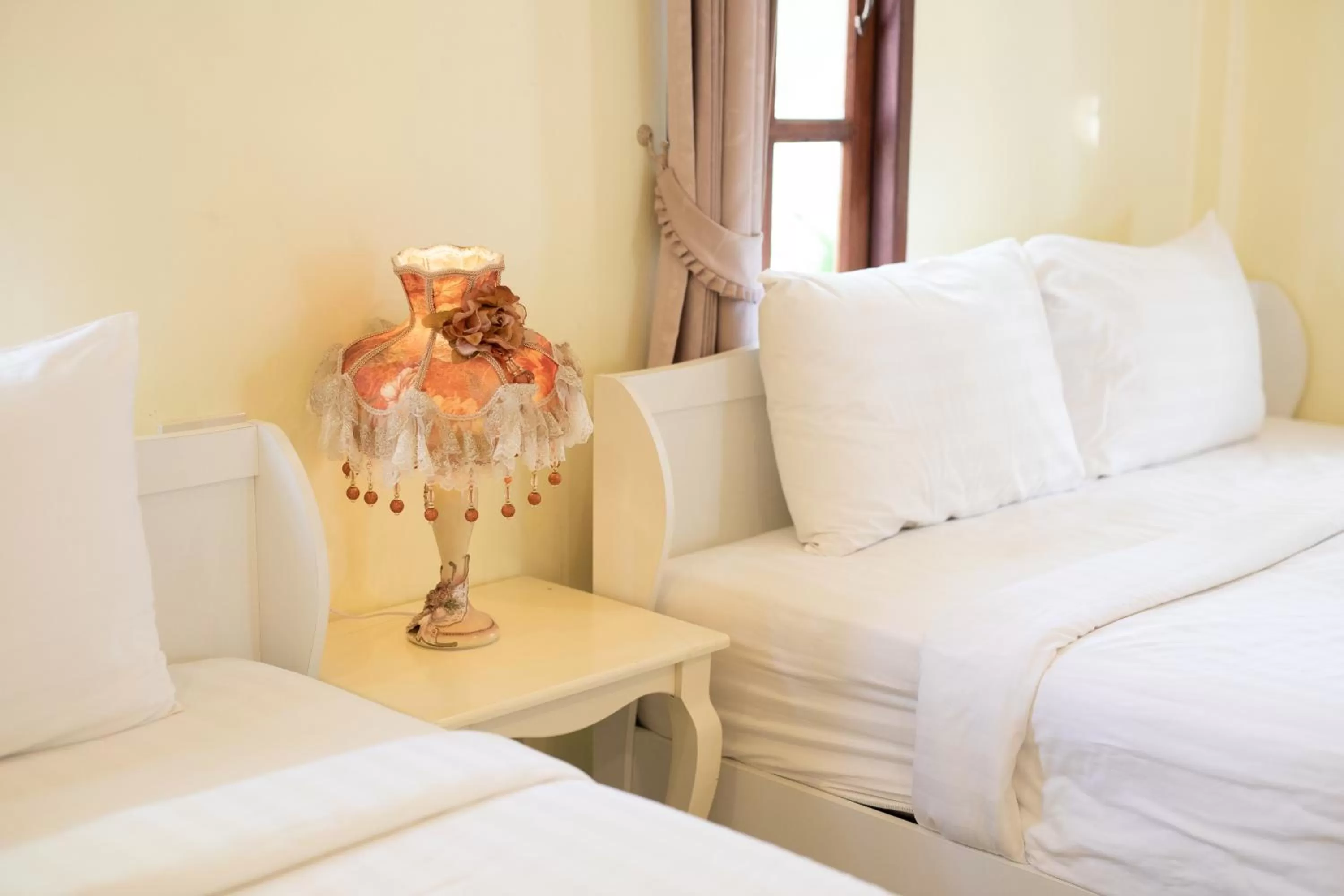 Bed in Sakarin Valley Resort