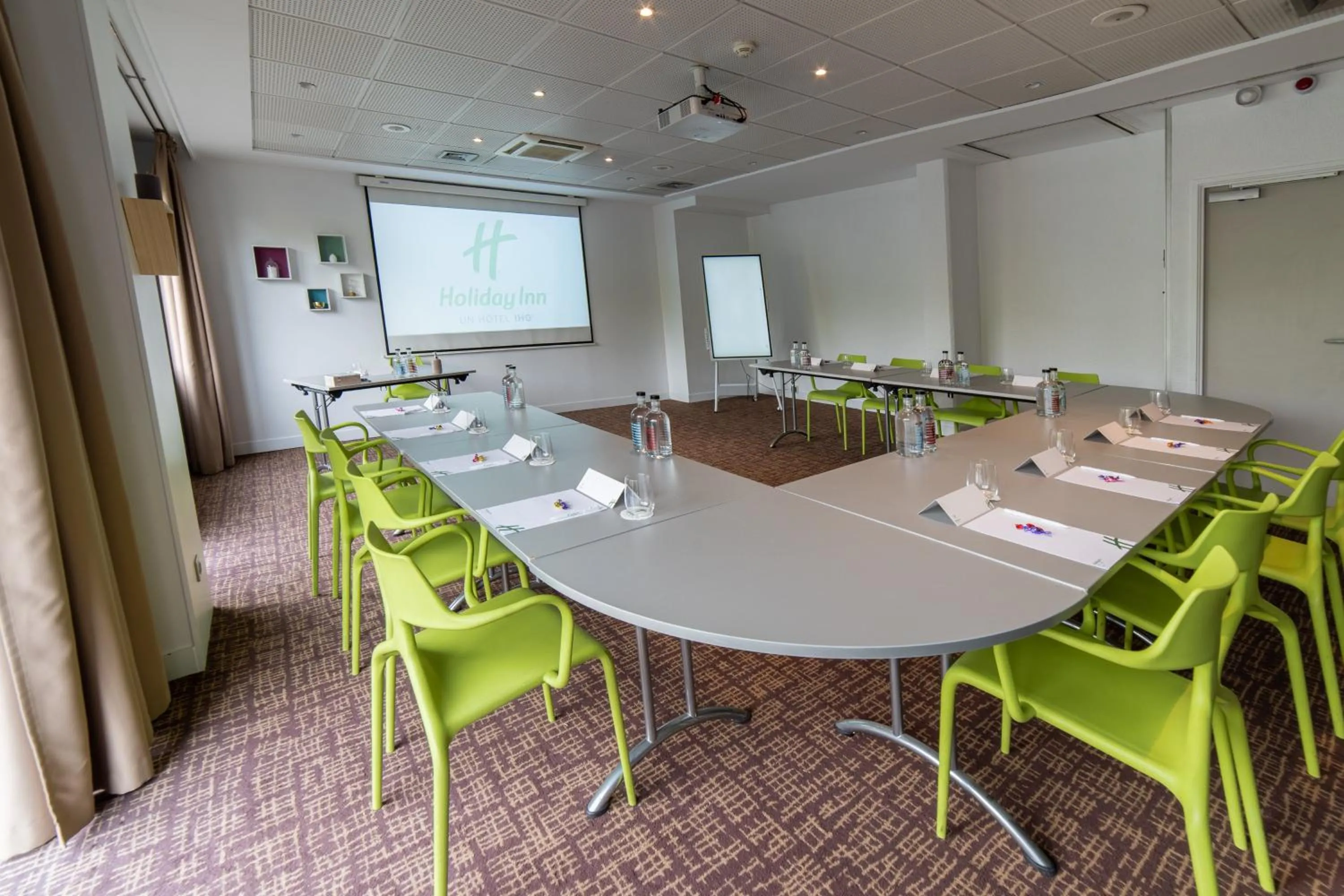 Meeting/conference room in Holiday Inn Lyon Vaise by IHG