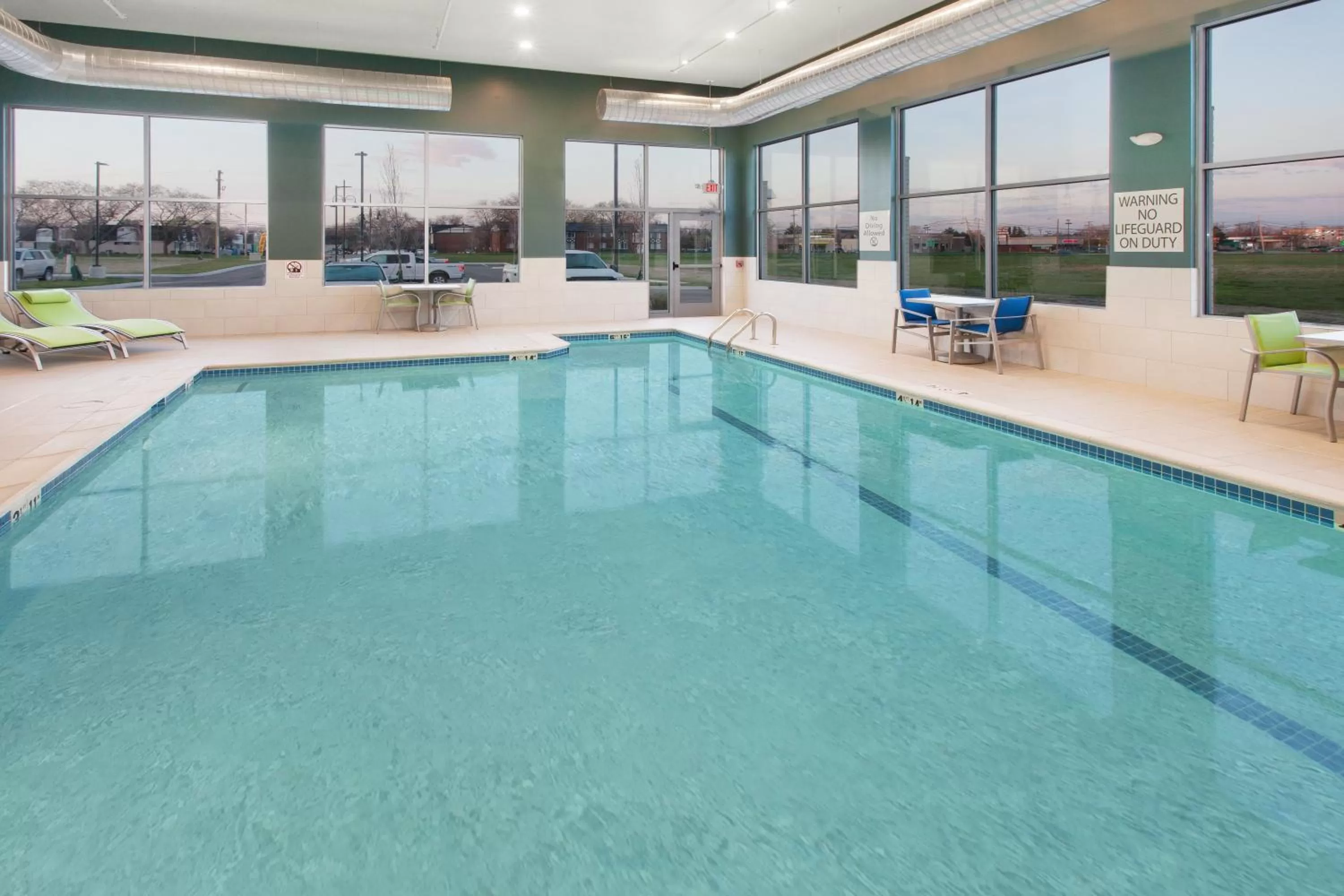 Swimming pool in Holiday Inn Express & Suites - Sterling Heights-Detroit Area by IHG