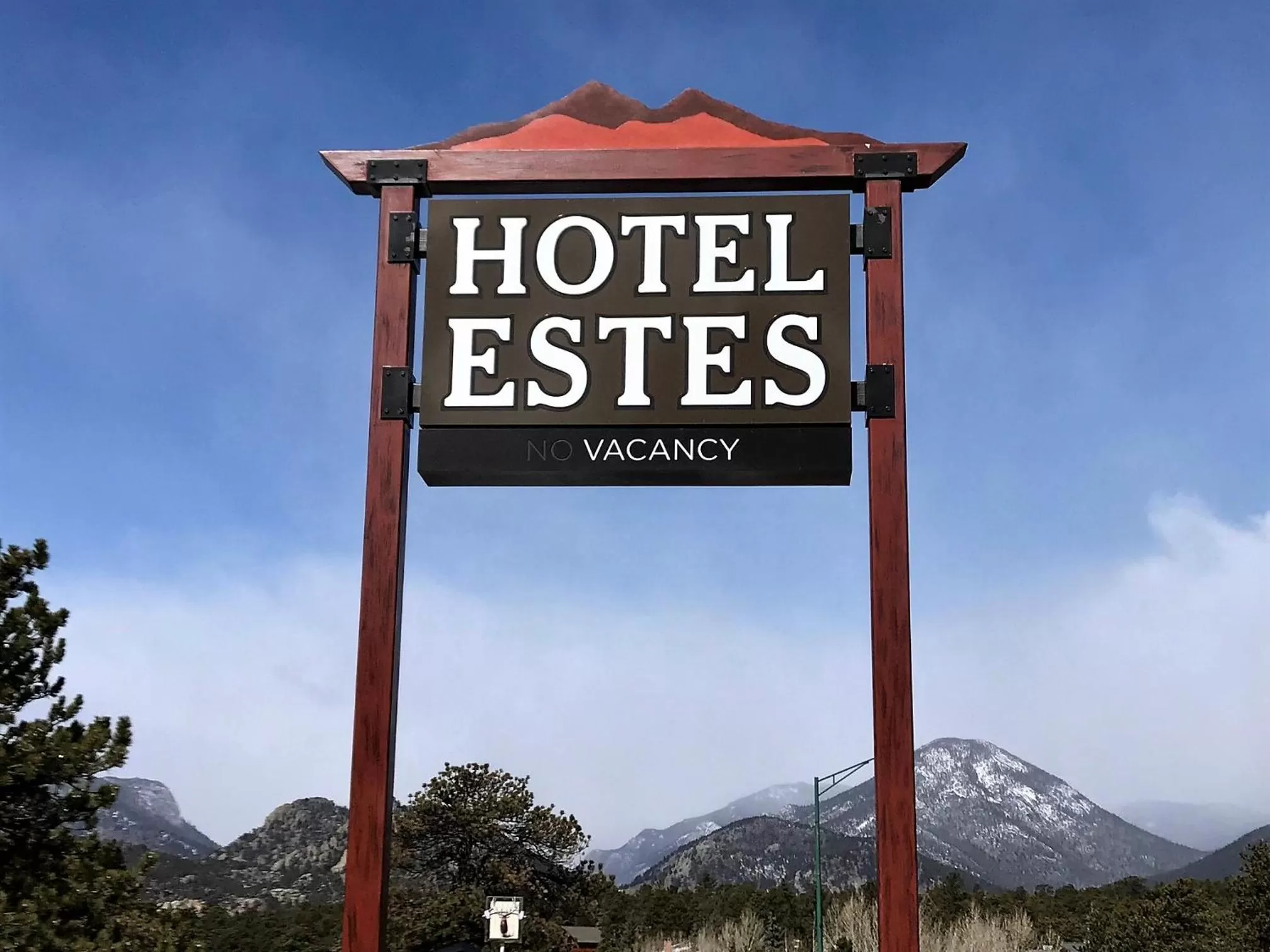 Facade/entrance in Hotel Estes