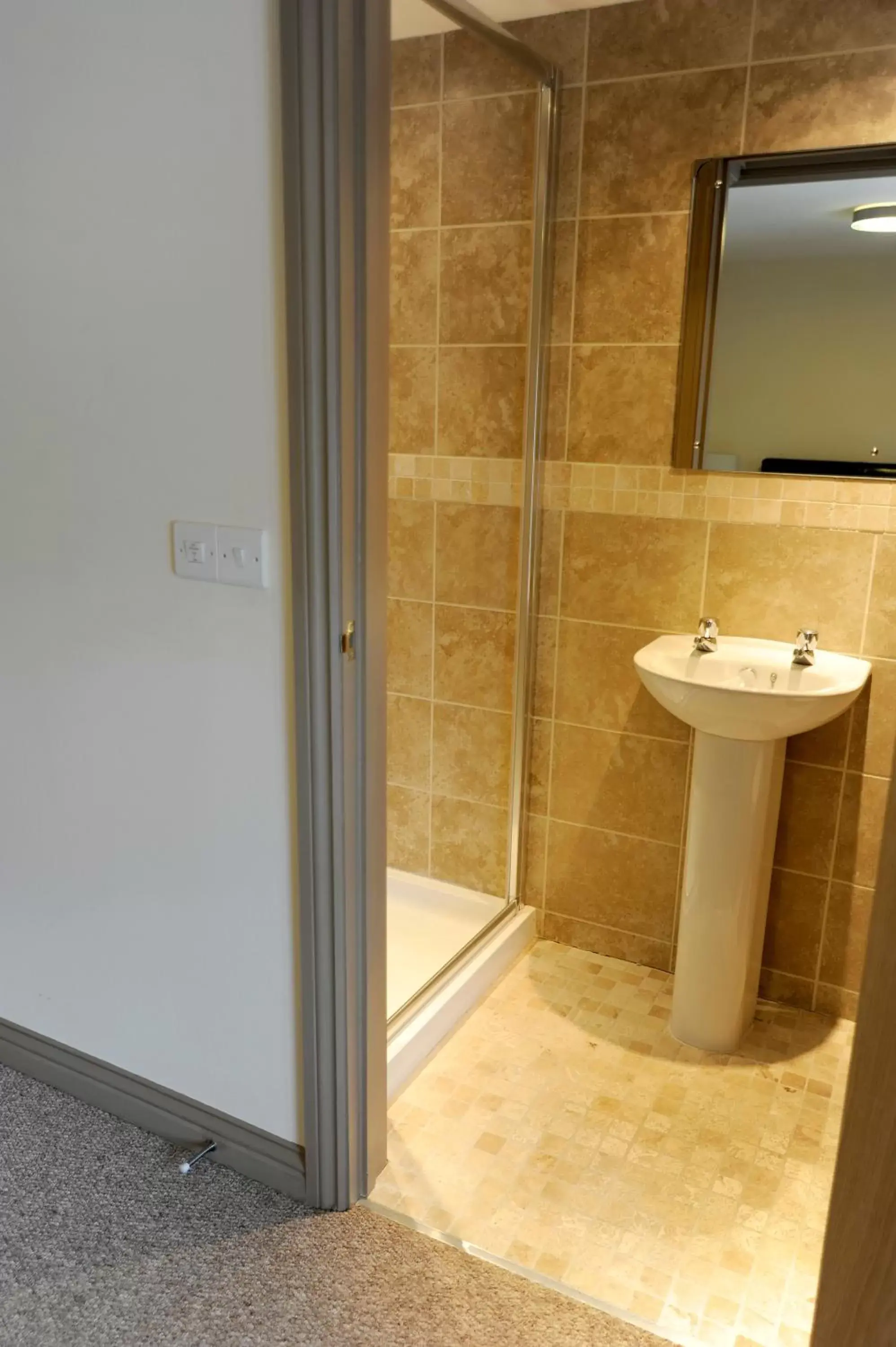 Double Room - single occupancy in The Elm Tree Inn Double Room - single occupancy in The Elm Tree Inn