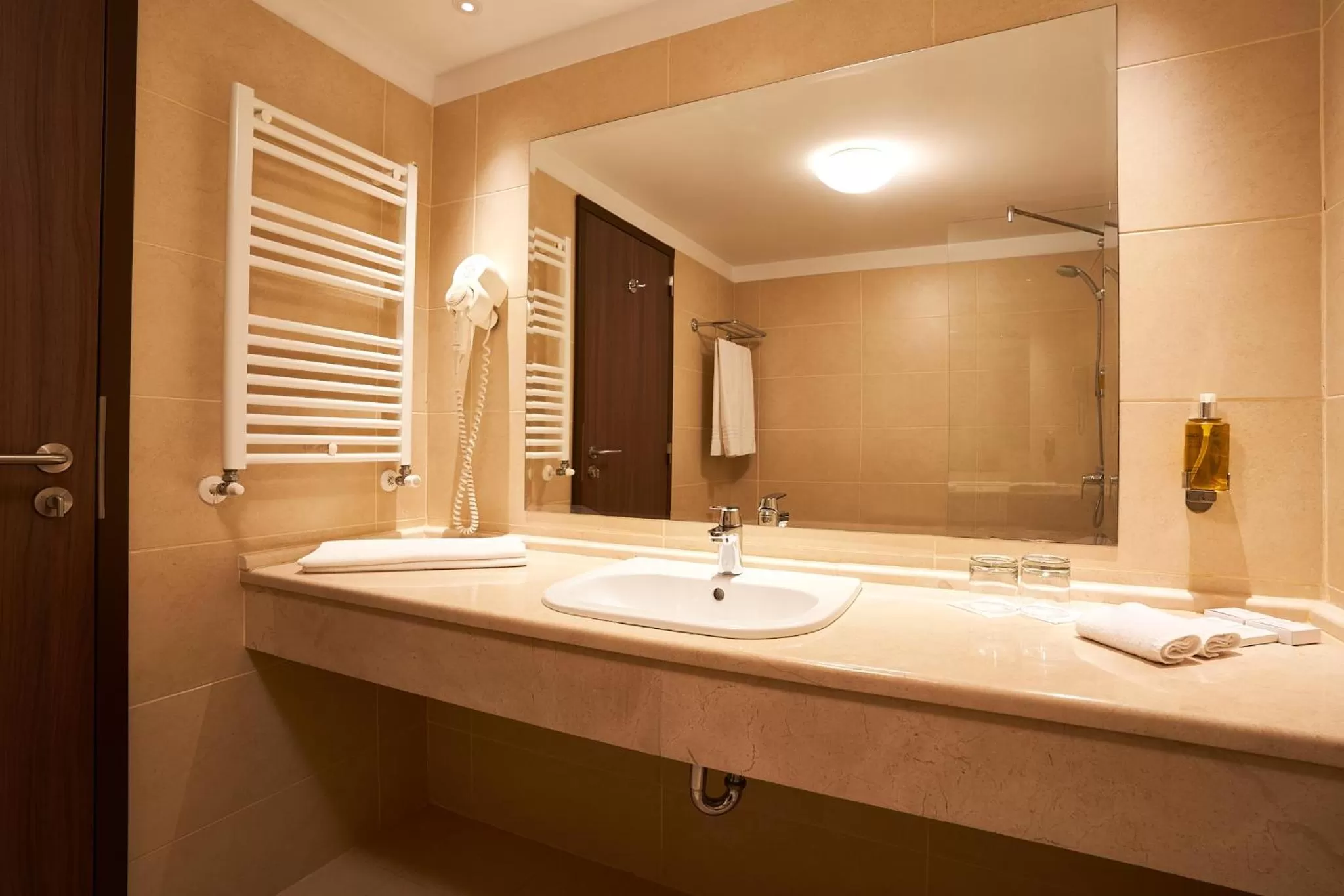 Bathroom in Petrodava ONE