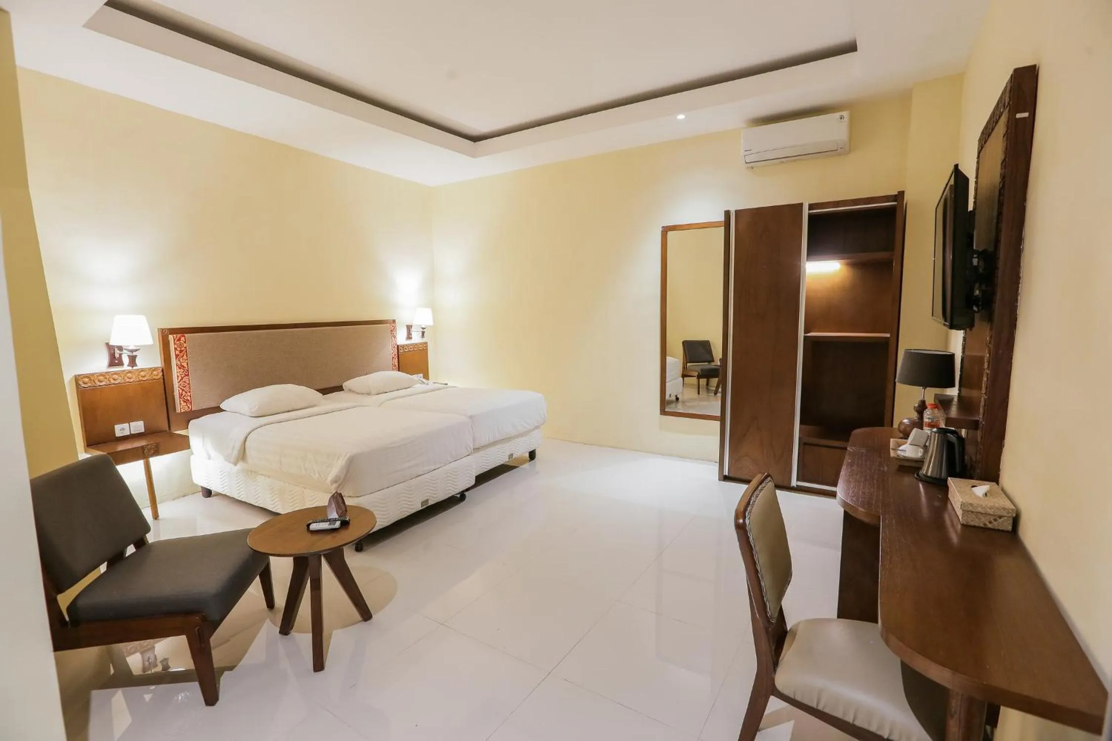 Bedroom, Bed in Ubud Hotel & Cottages