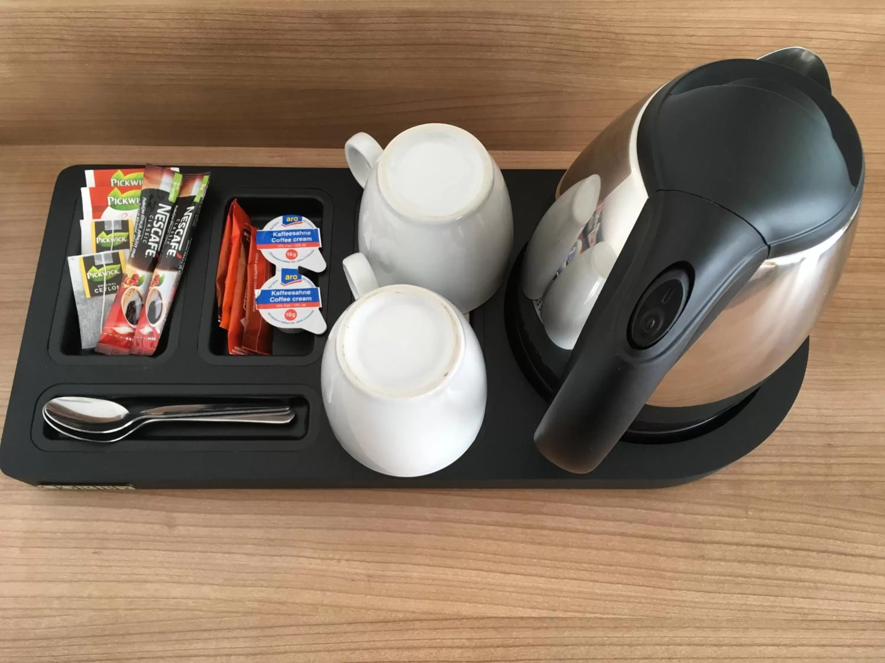 Coffee/tea facilities in Akcent hotel