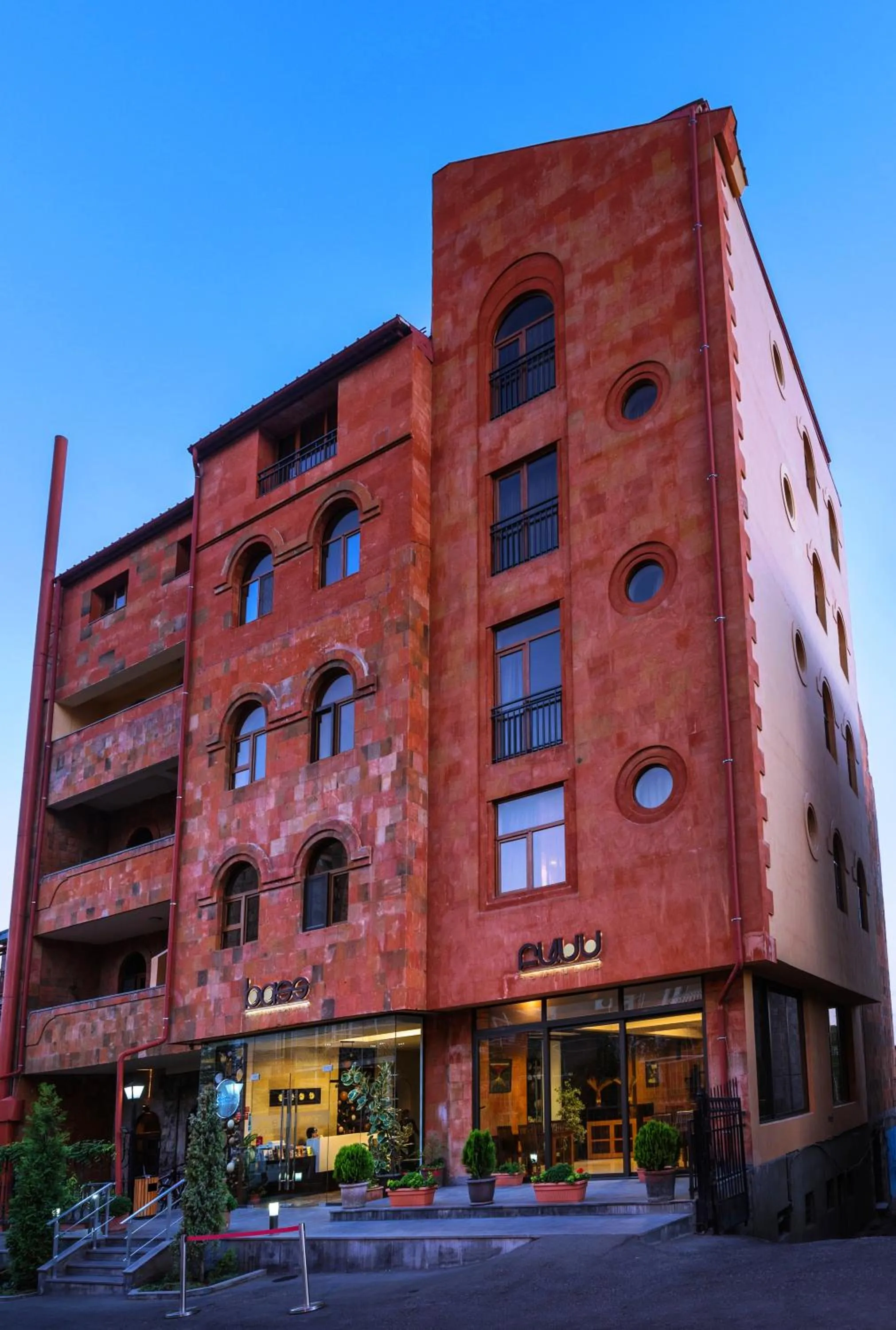 Property building in Bass Boutique Hotel