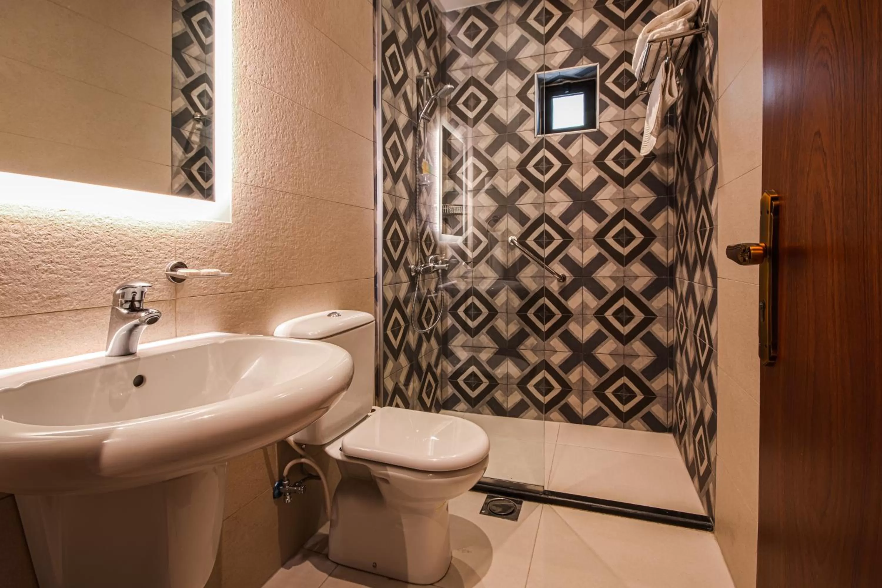 Toilet in Canary Boutique Hotel