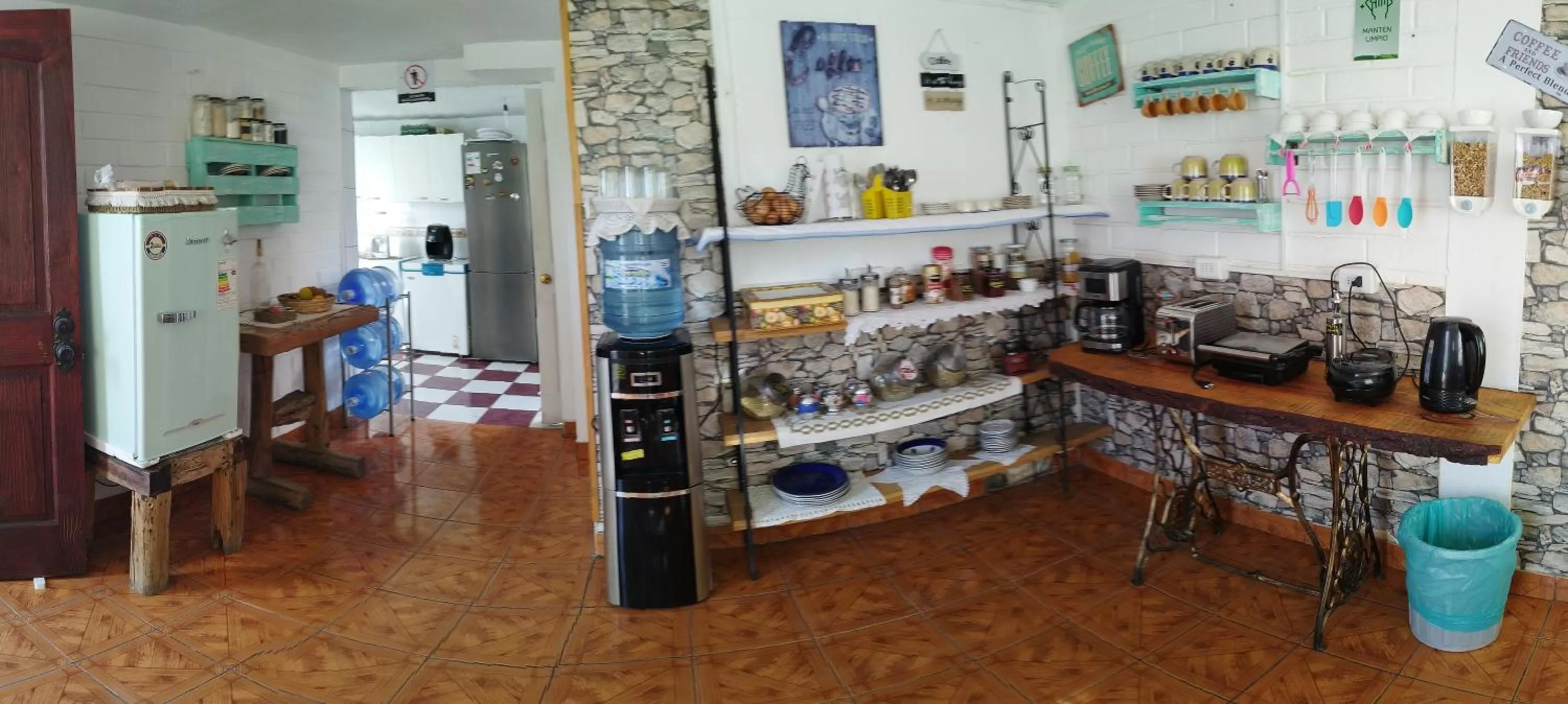 Coffee/tea facilities in Shalom_MatSofy