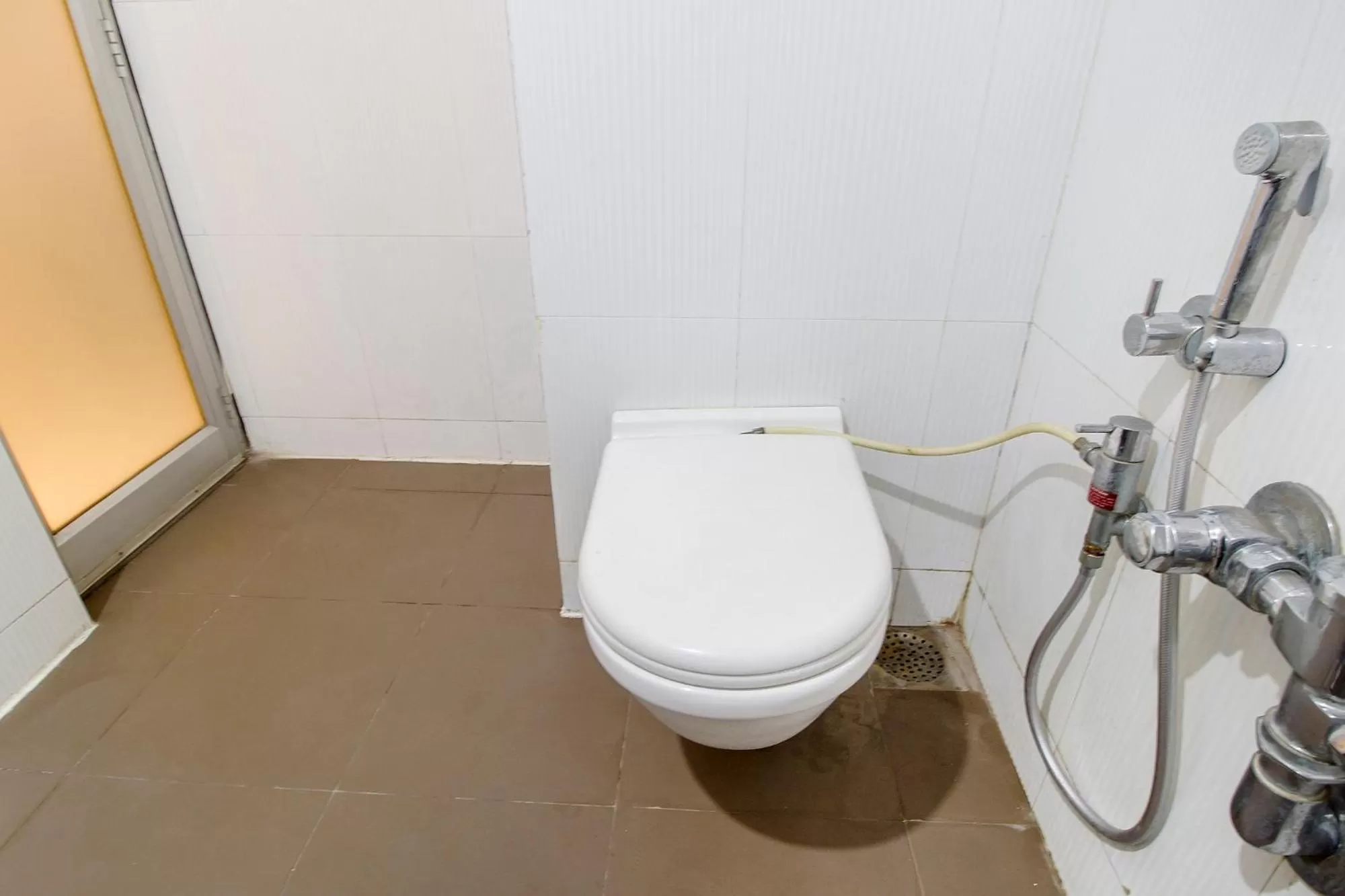 Bathroom in FabHotel Kalyan