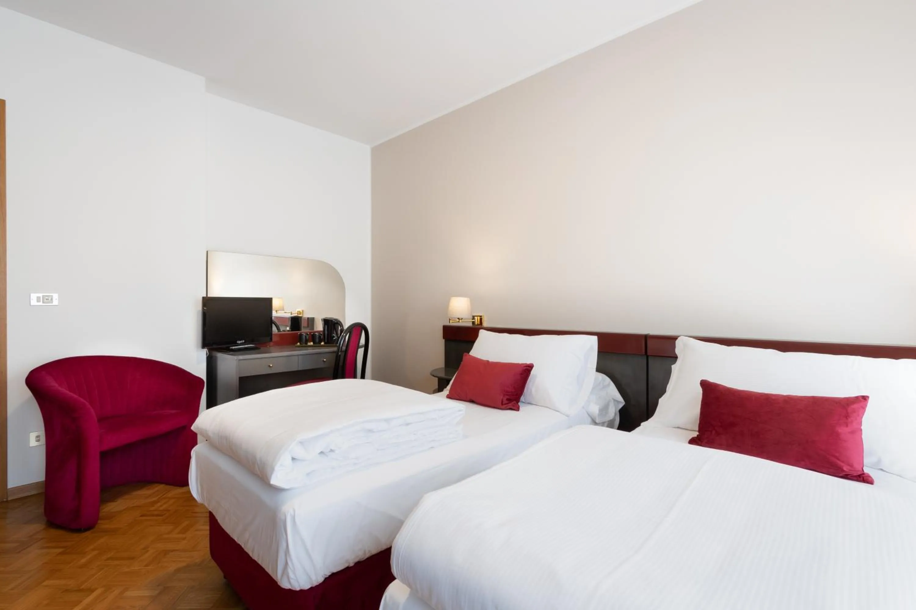 Bed in Hotel Pittini