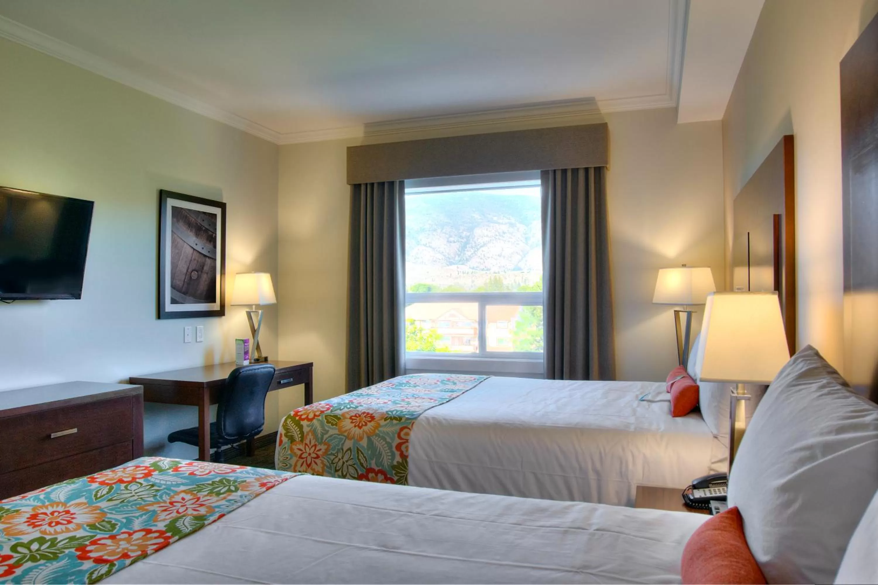 Bedroom, Bed in Coast Oliver Hotel