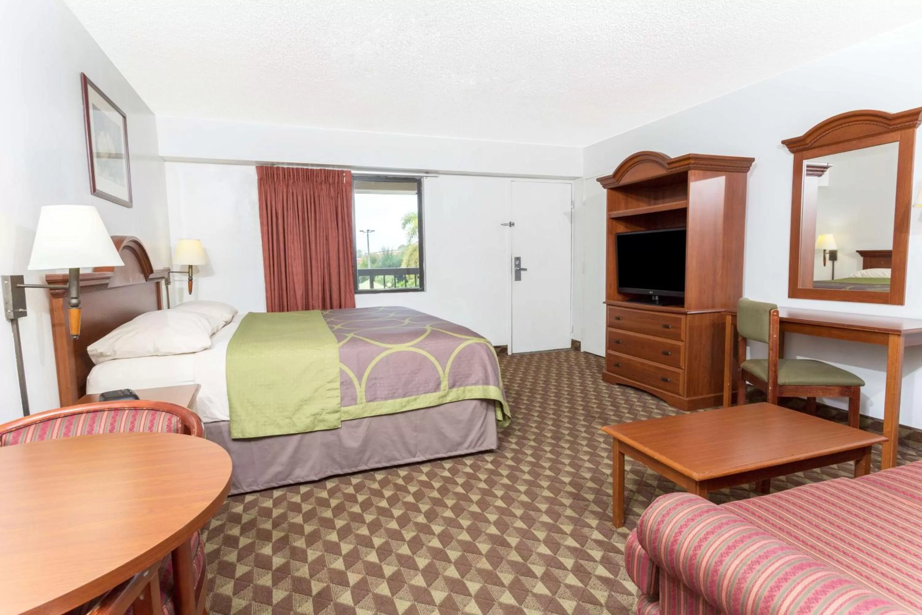 King Studio Suite - Non-Smoking in Super 8 by Wyndham Riviera Beach West Palm Beach