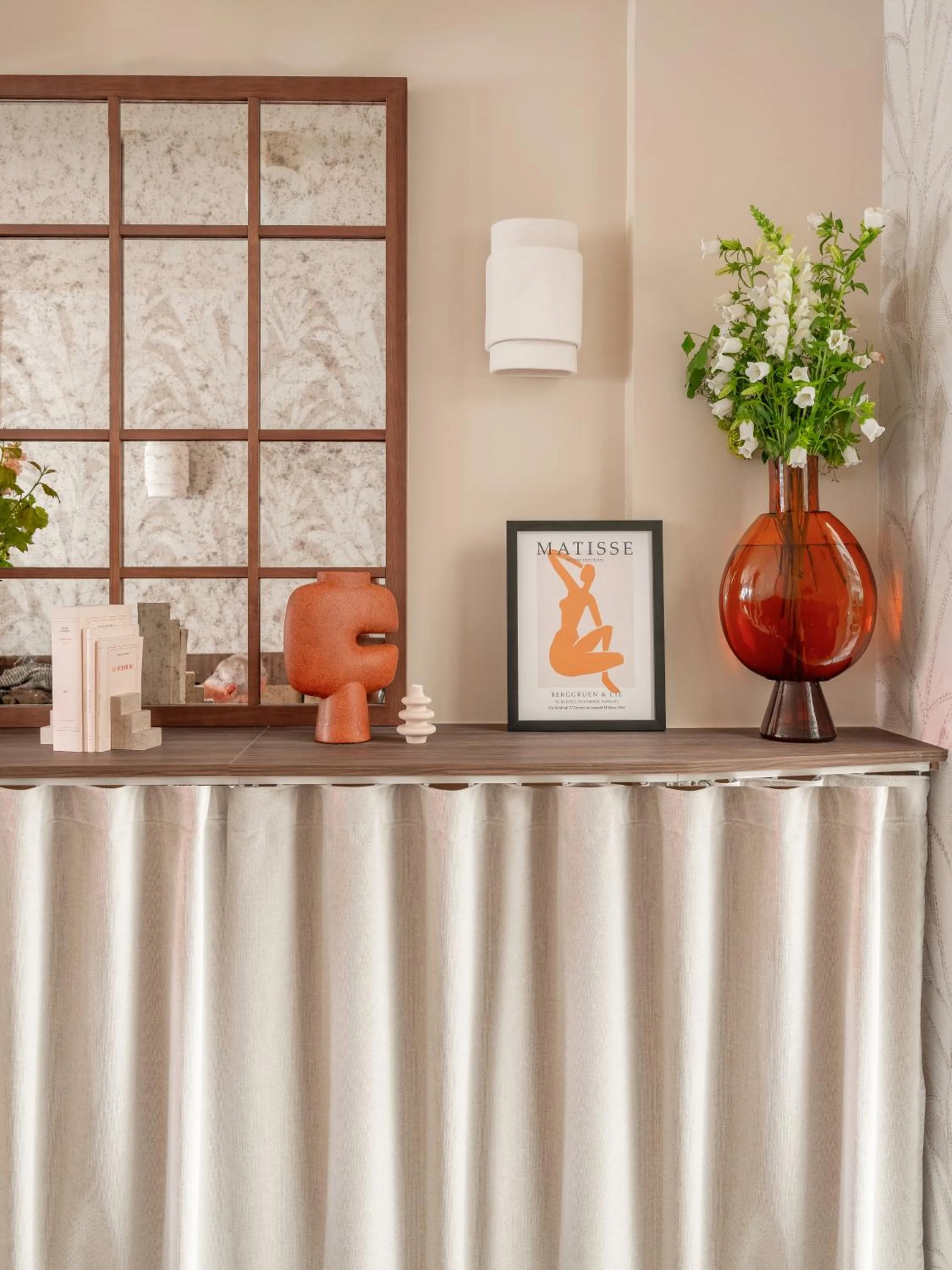 Lobby or reception in Hôtel BASSS