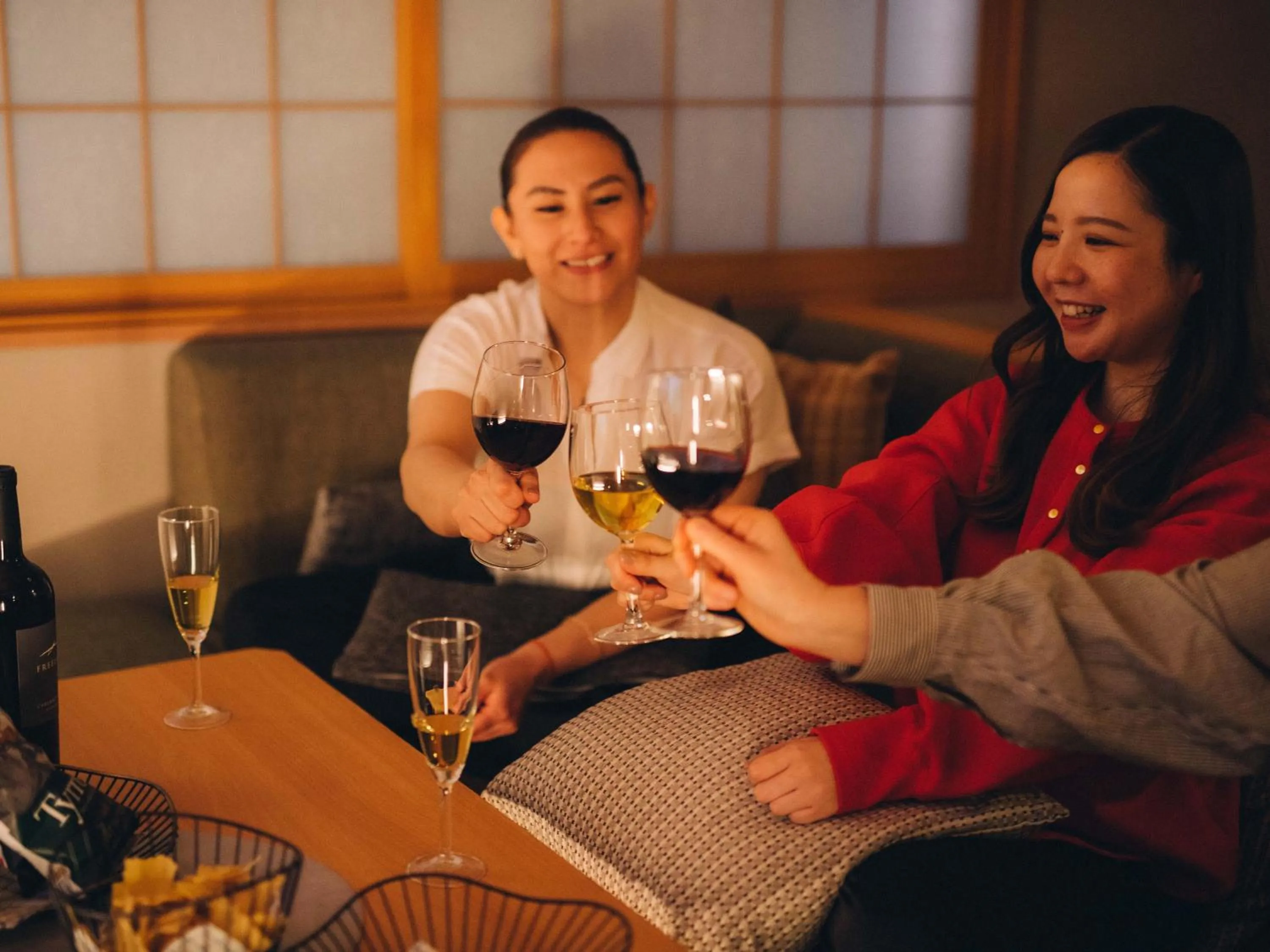 People in MIMARU Tokyo Akasaka