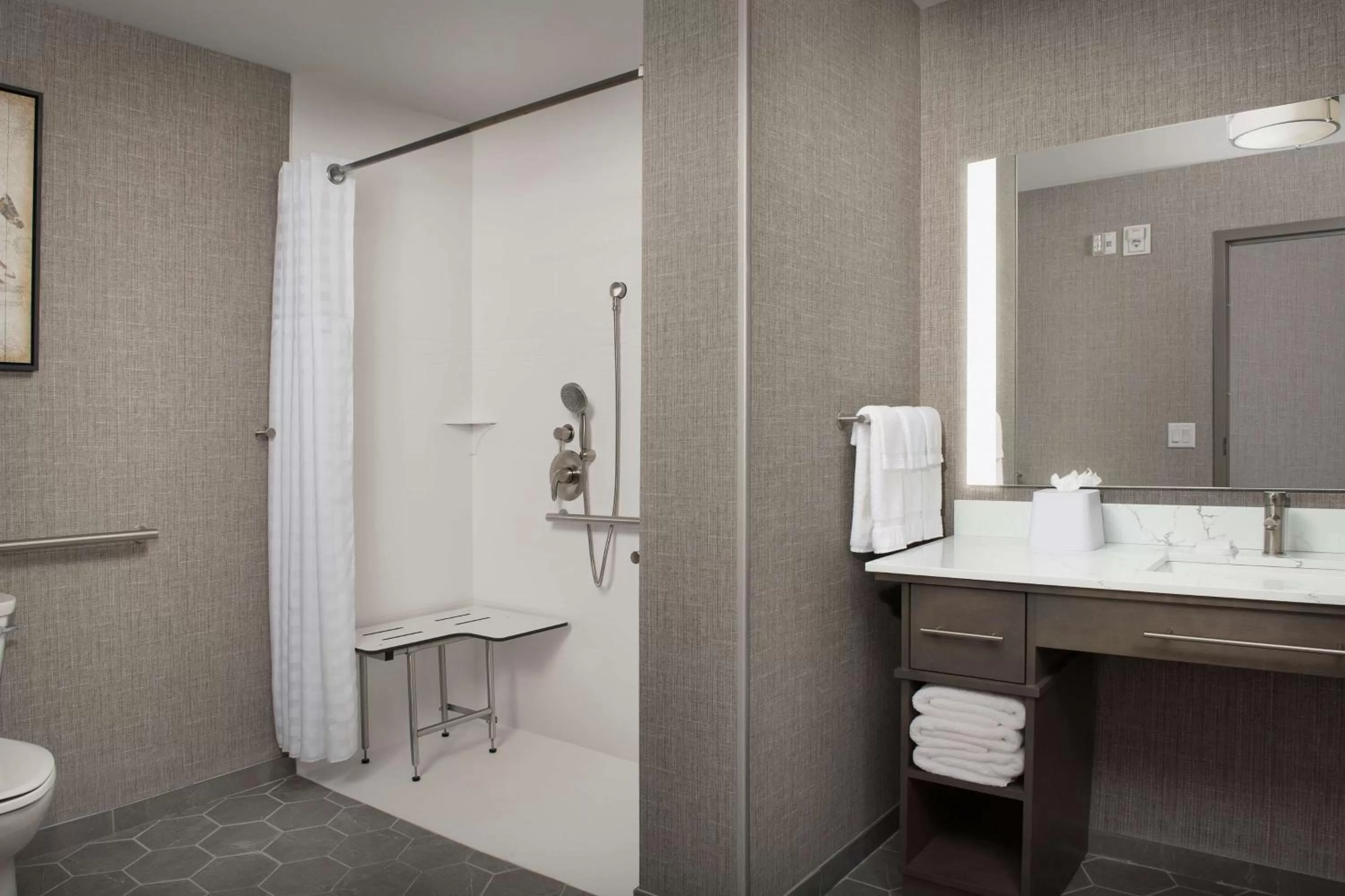 Bathroom in Homewood Suites By Hilton Louisville Airport