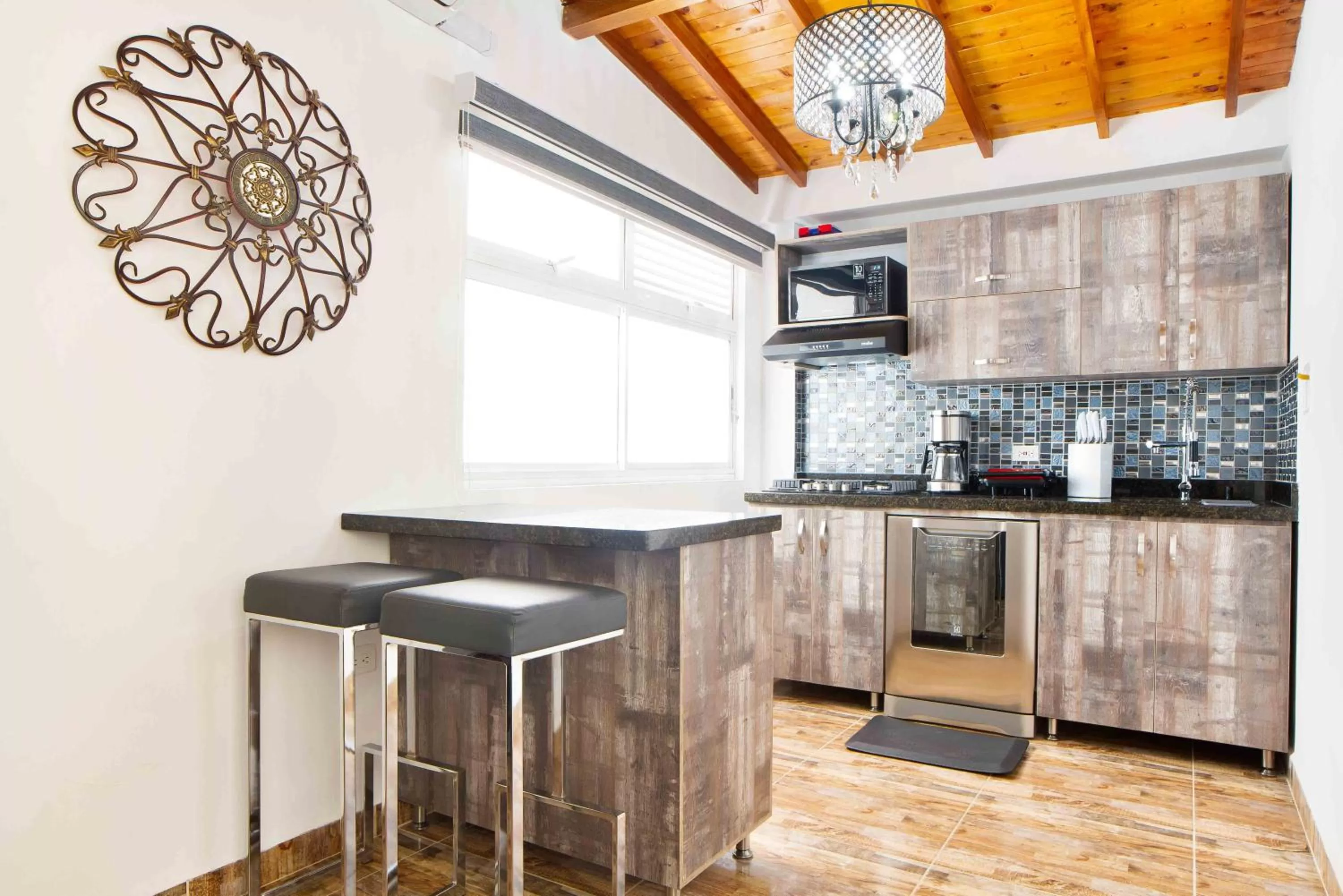 Kitchen or kitchenette in Miracle