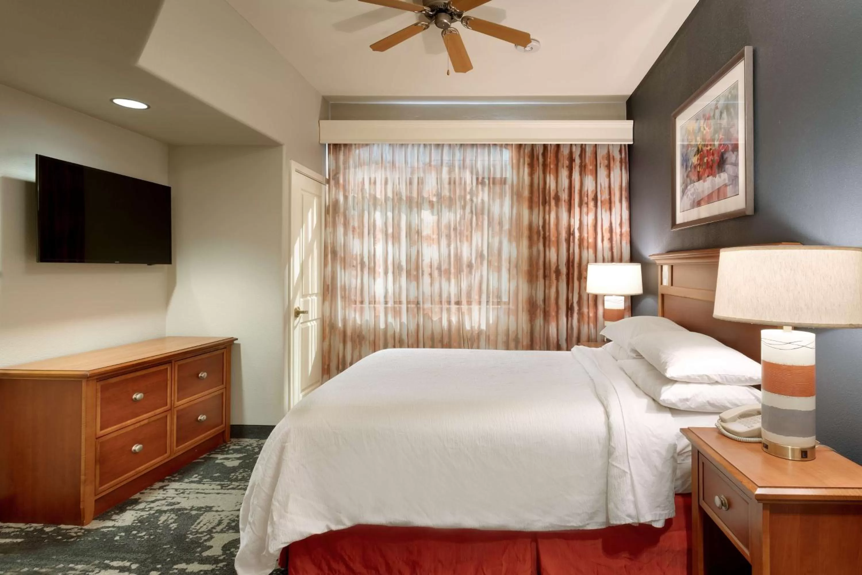 Queen Suite - Disability Access Roll in Shower in Embassy Suites Tucson - Paloma Village