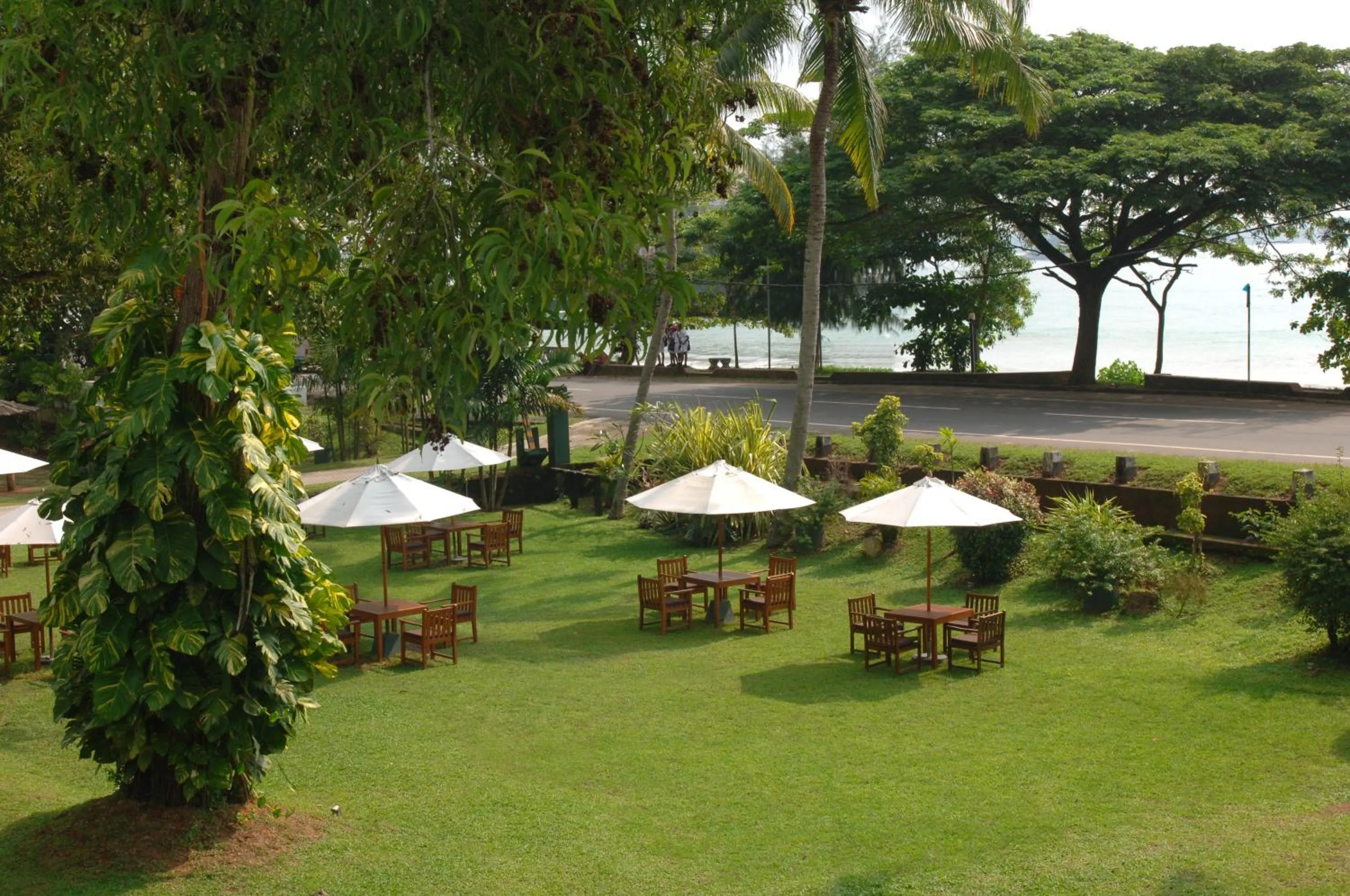 Restaurant/places to eat in EKHO Weligama