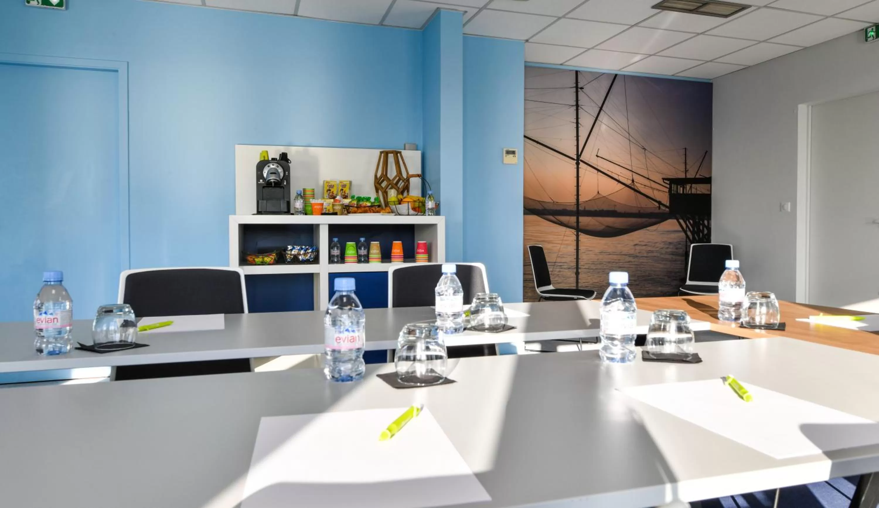 Meeting/conference room in ibis styles La Rochelle Thalasso Chatelaillon