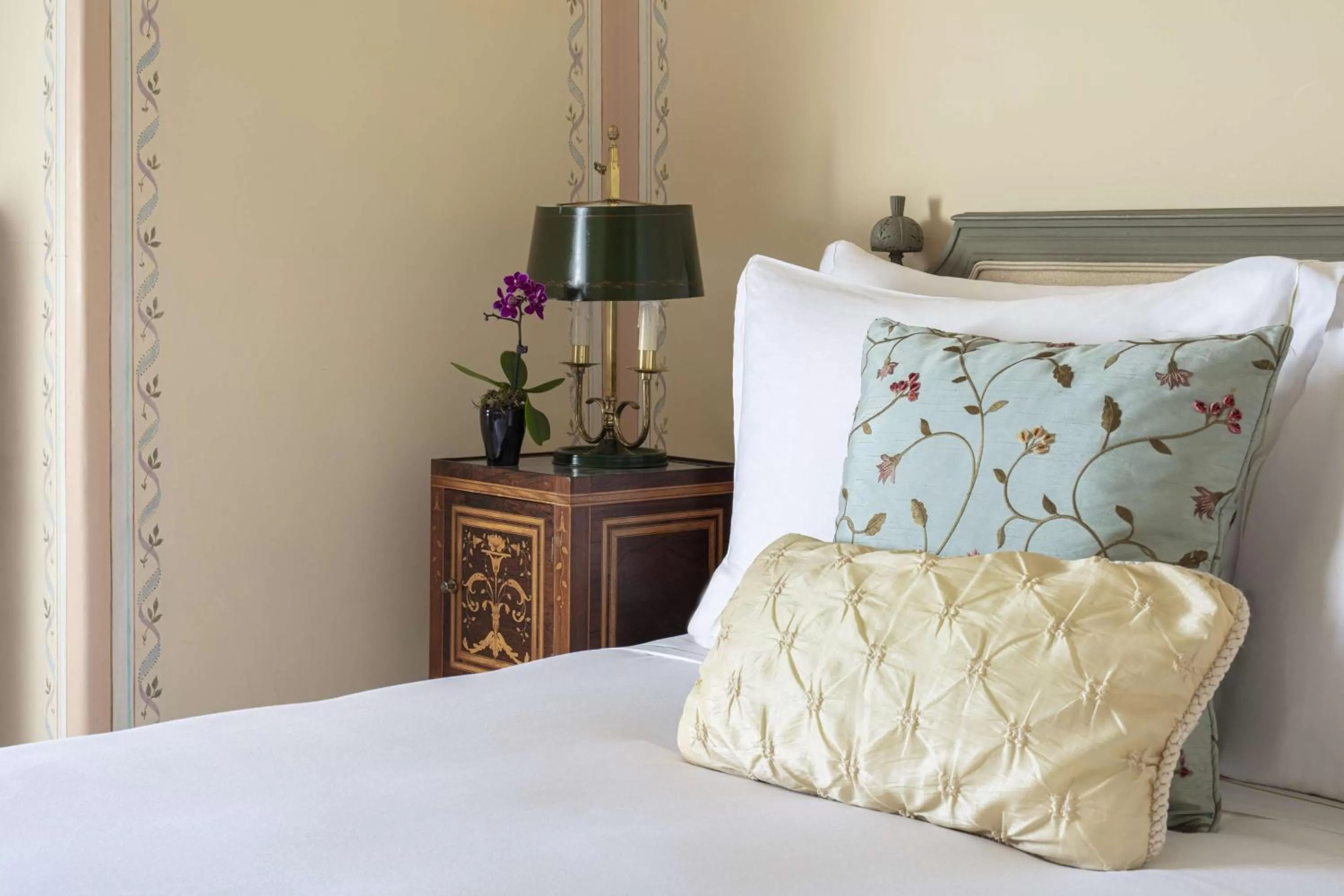 Bedroom, Bed in Valverde Sintra Palácio de Seteais - The Leading Hotels of the World
