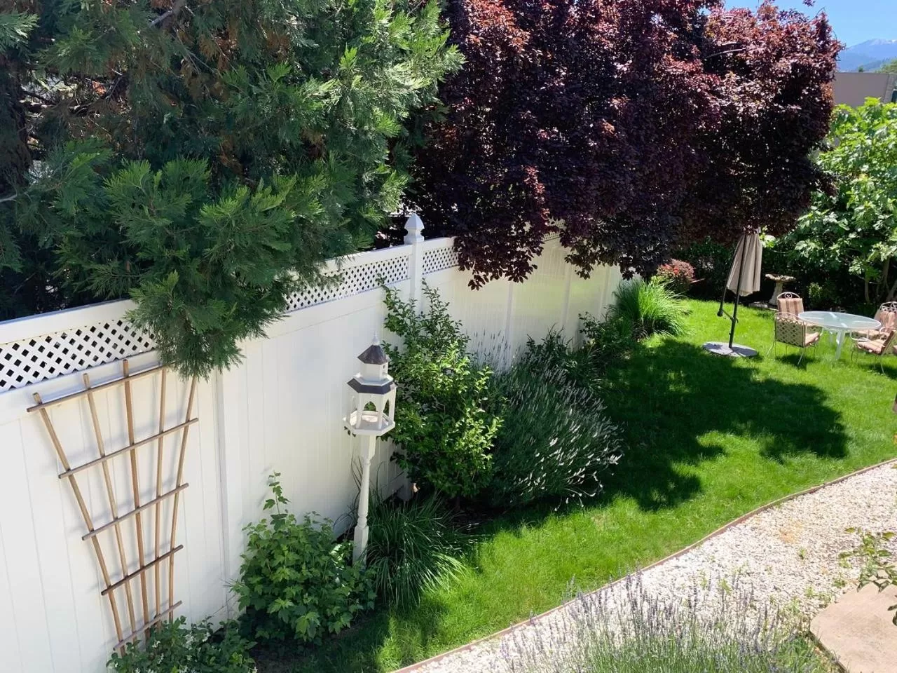 Property building in Bayberry Inn B&B and Oregon Wellness Retreat