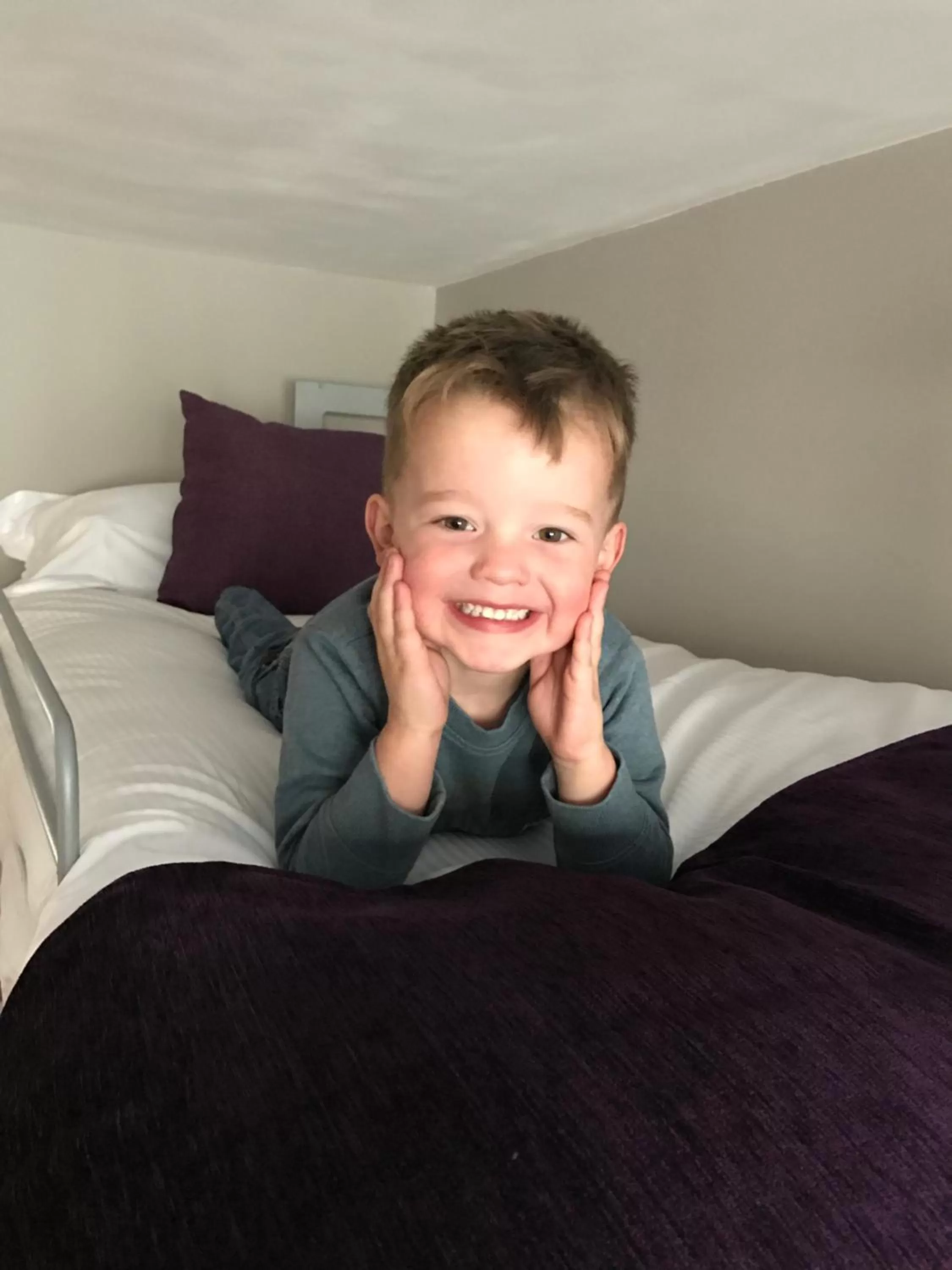 young children, Bed in Foundry 34