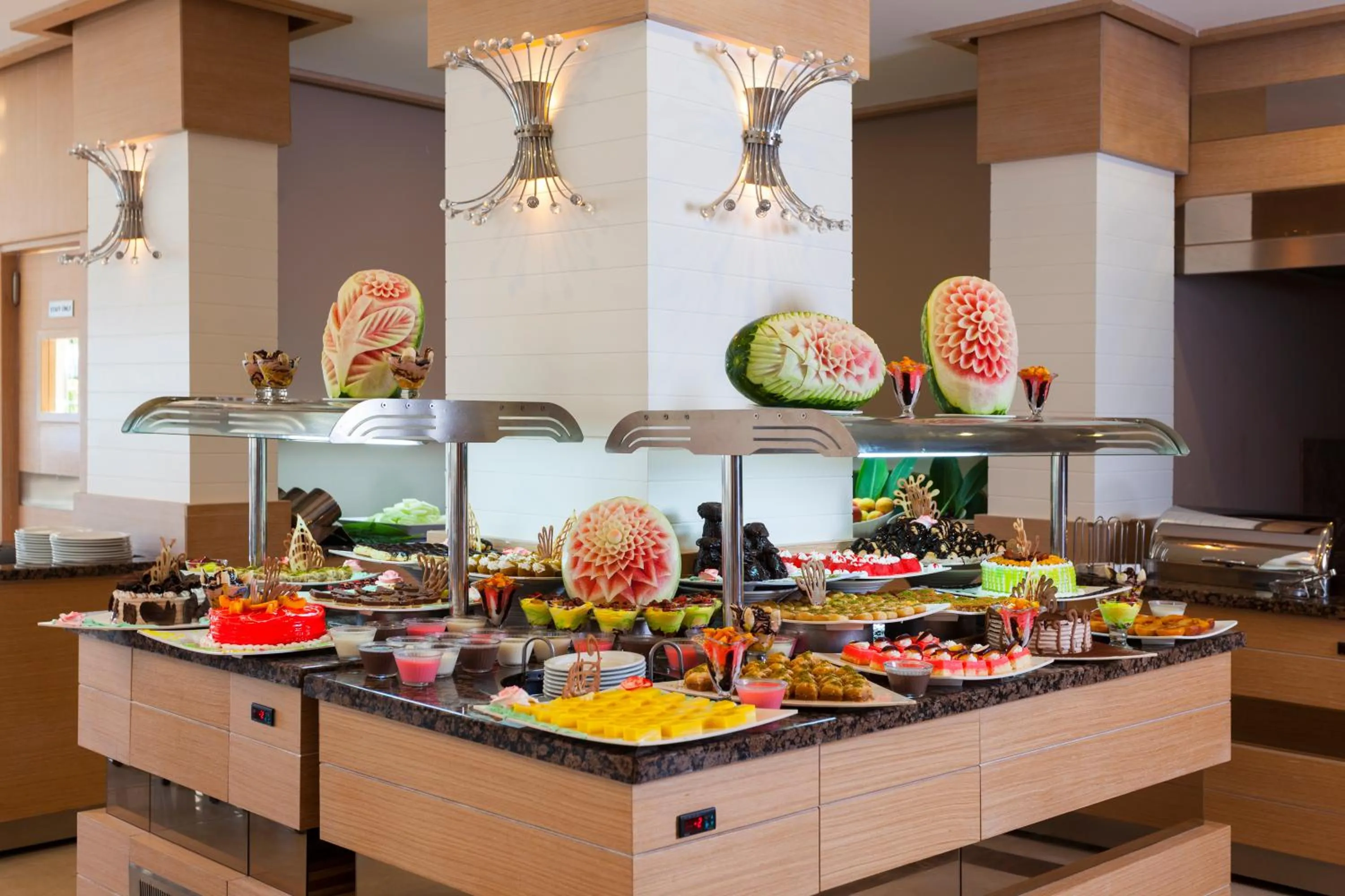 Restaurant/places to eat in Xperia Saray Beach Hotel