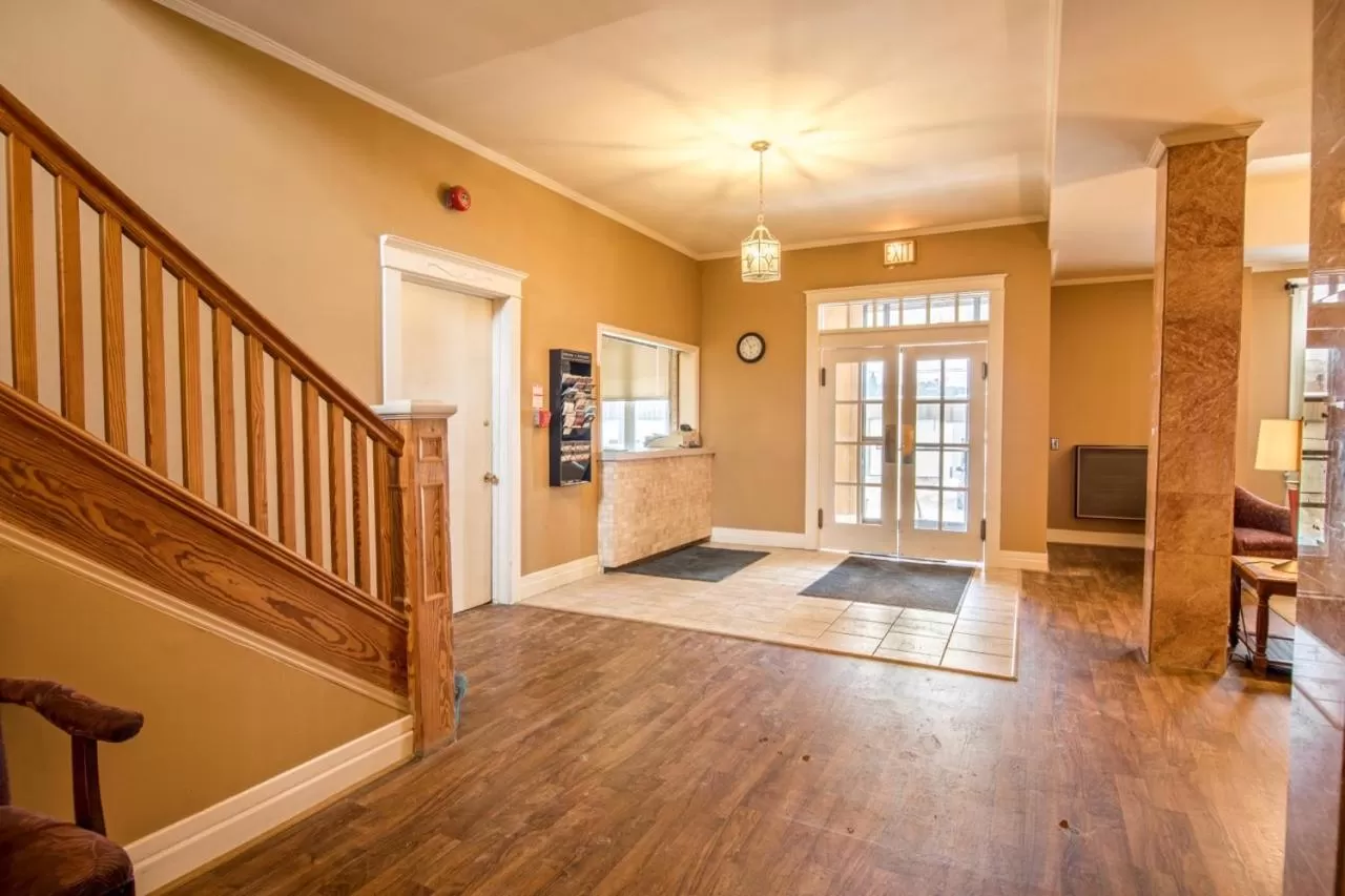 Lobby or reception in Caswell Resort