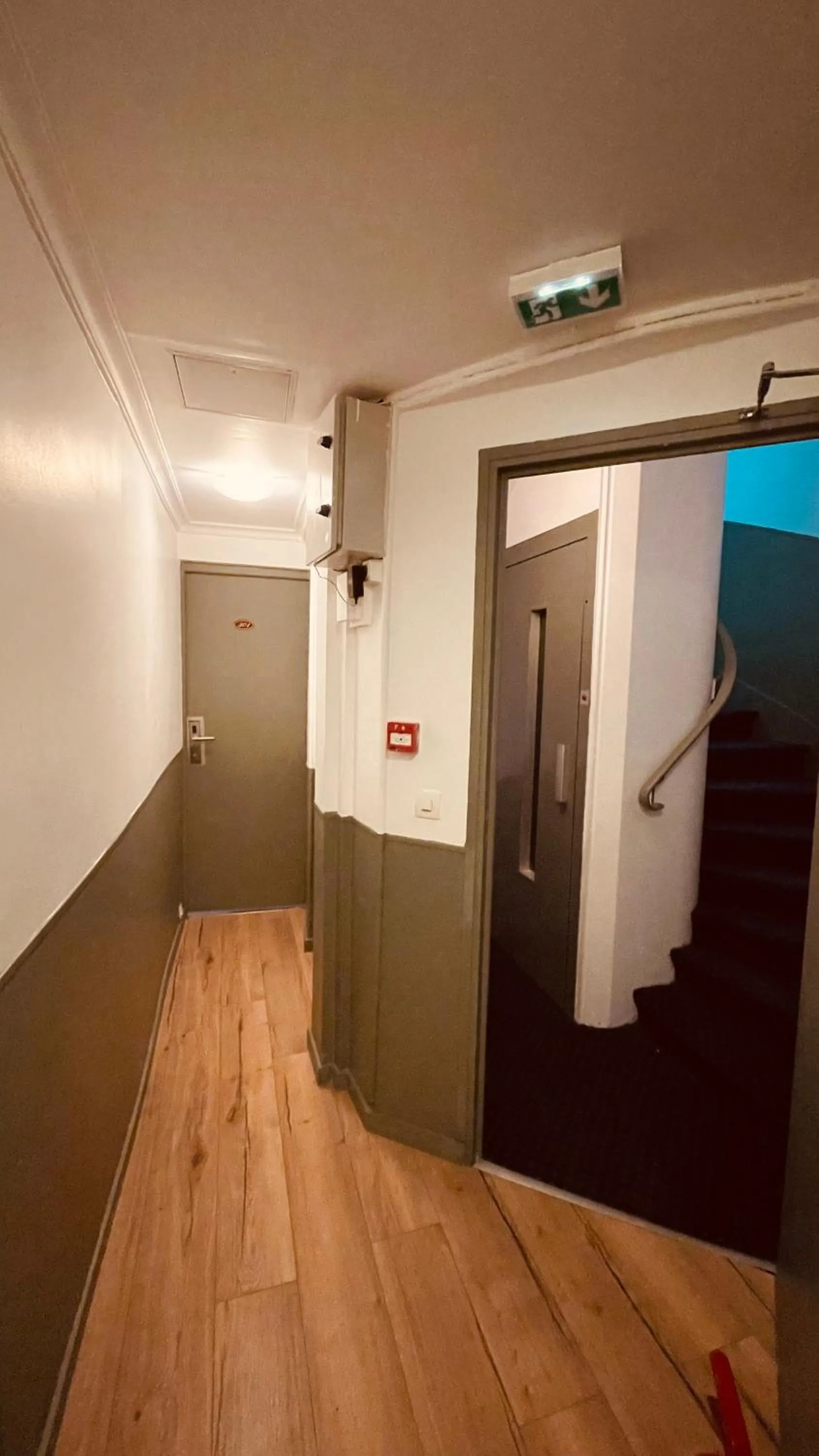 elevator in Jeff Hotel