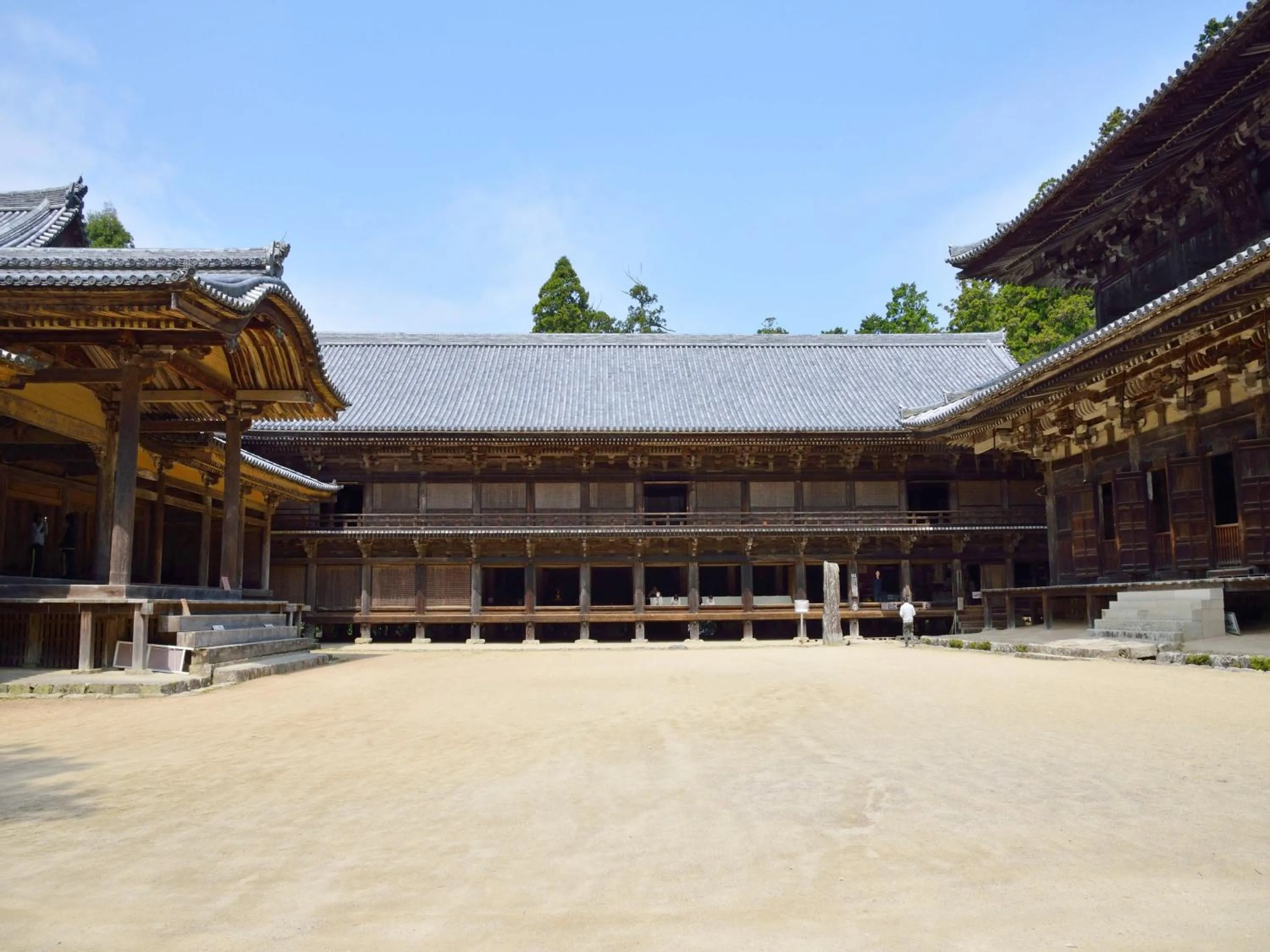 Nearby landmark in APA Hotel Himeji Ekikita