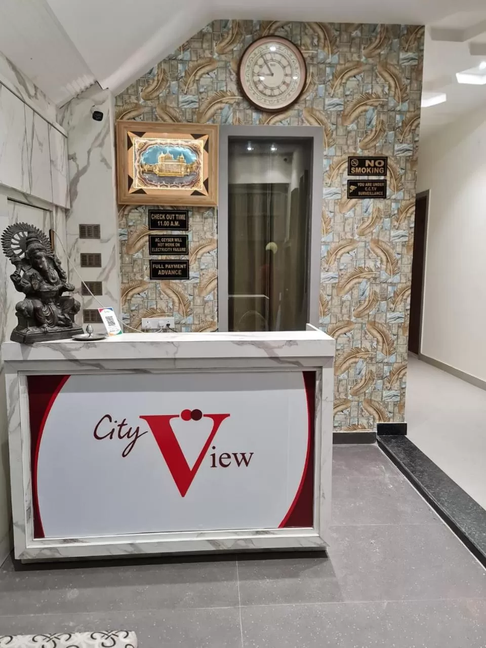 Lobby or reception in City View With Garden -5 Mins Walk From GOLDEN TEMPLE