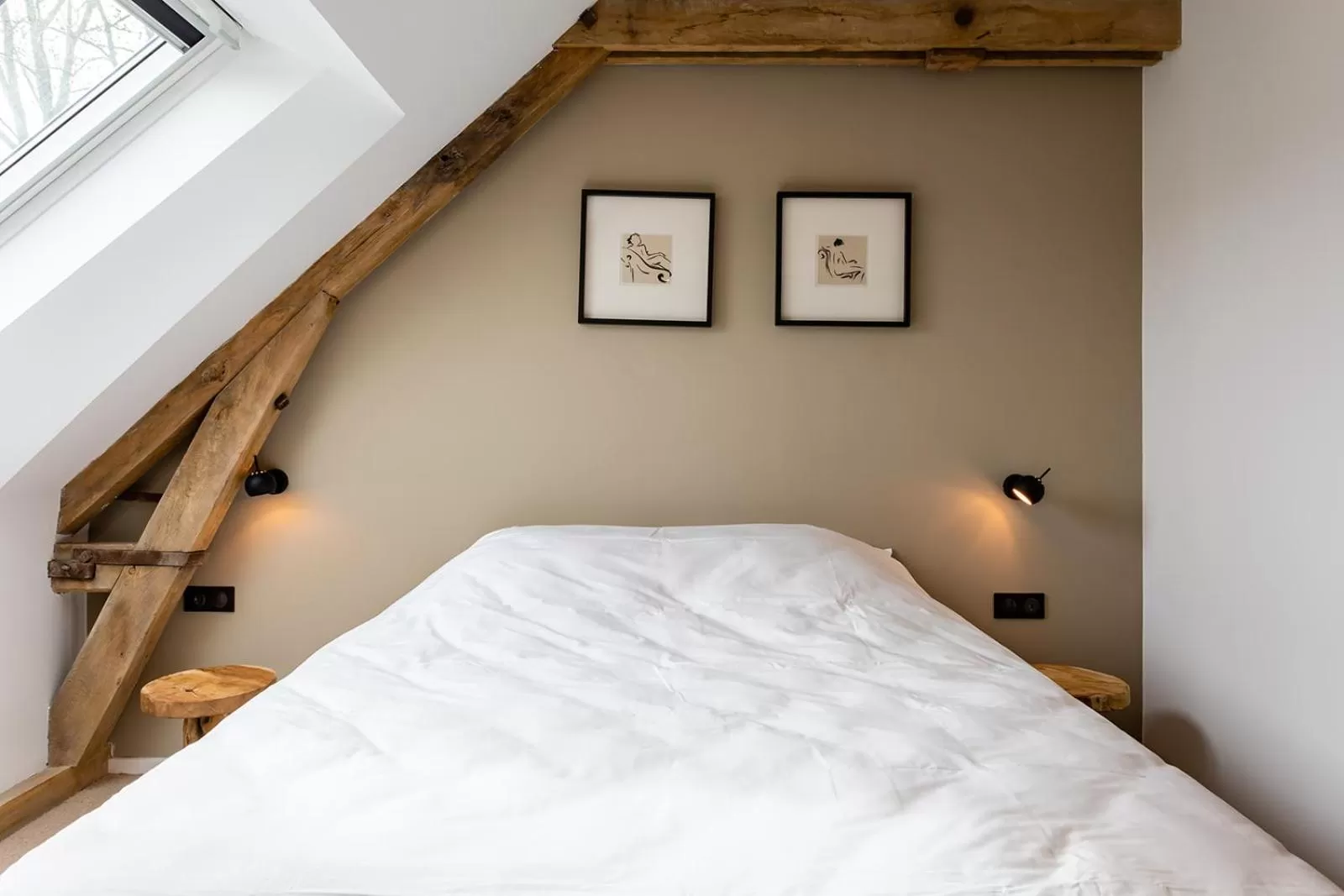 Bed in HARAS DE BARRY