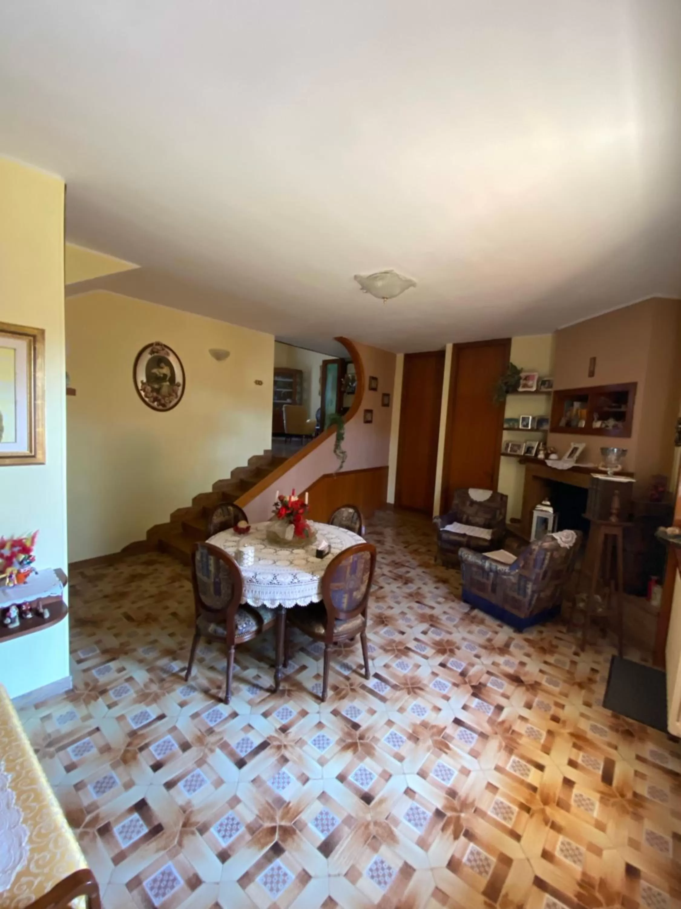 Seating area, Restaurant/Places to Eat in Villa Franca B&B