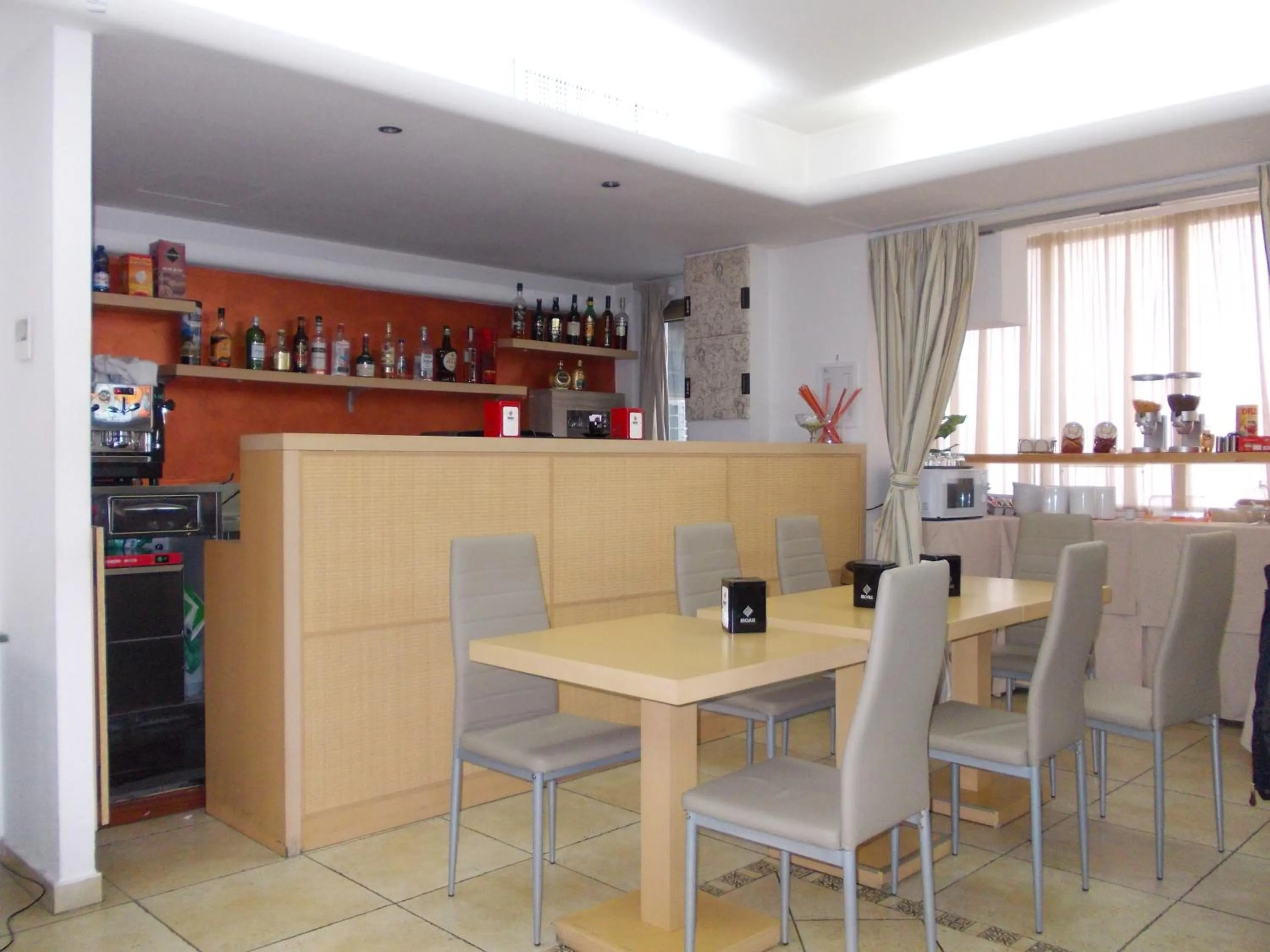 Lounge or bar in Hotel Catania Town