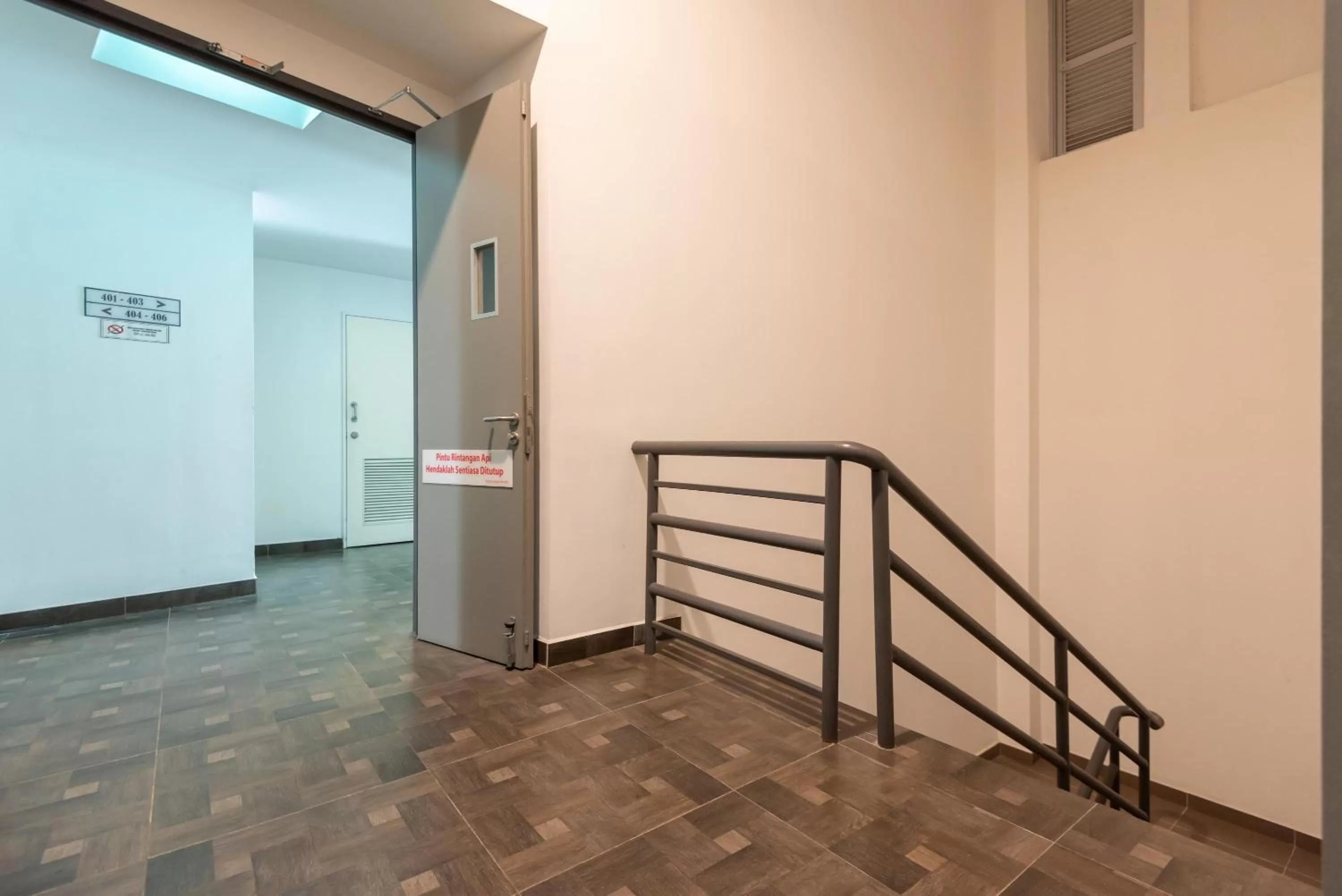 Property building in Worldview Grand Hotel