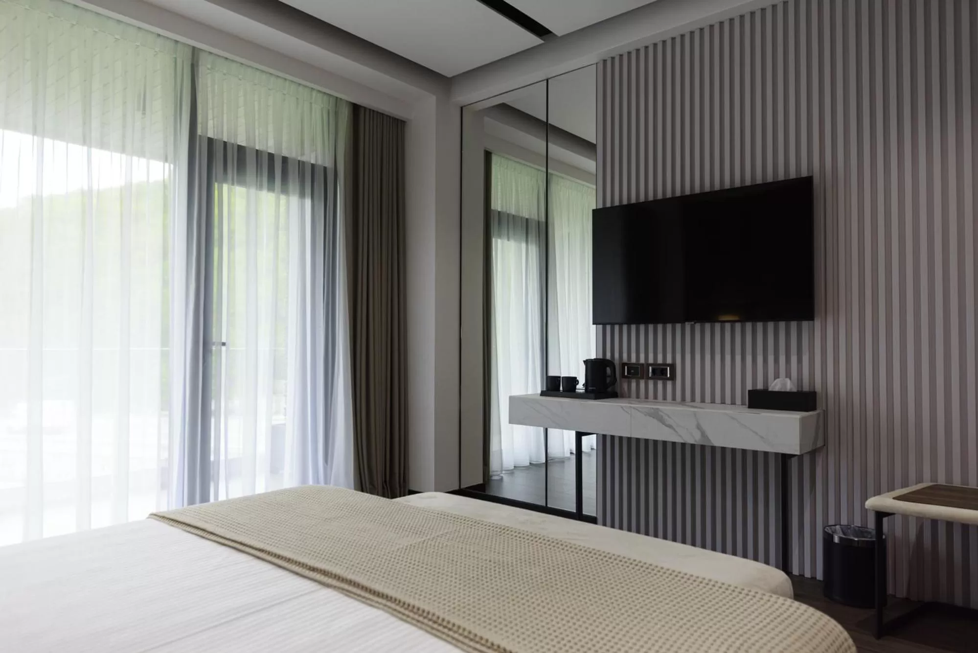 Bed in Hotel Uji Ftohte Tepelene