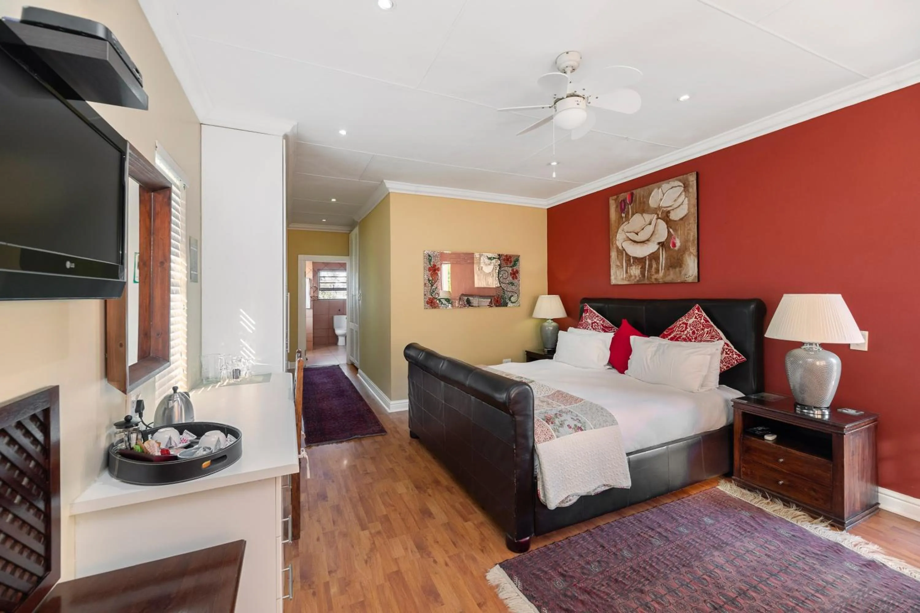 Photo of the whole room, Bed in Arum Guest House