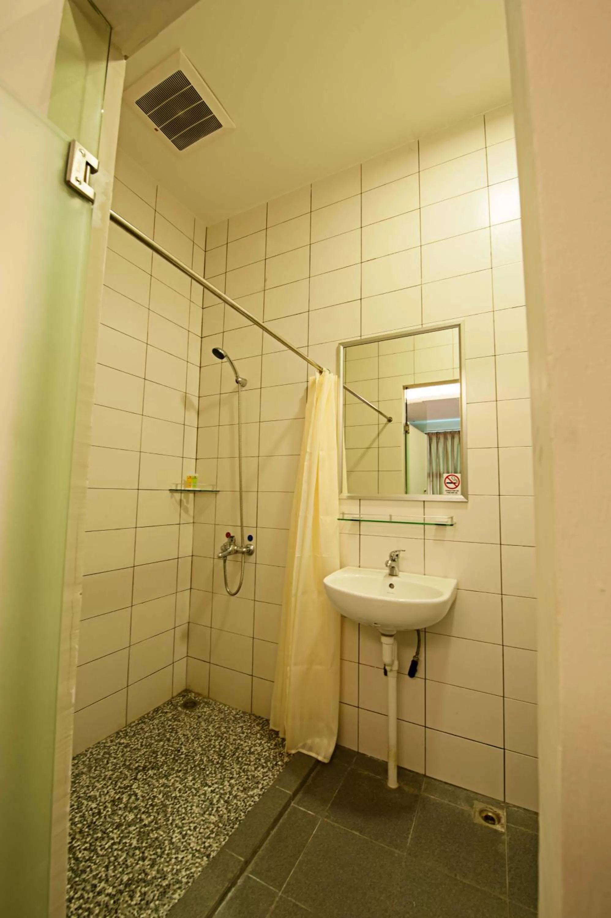 Bathroom in Seven Hotel