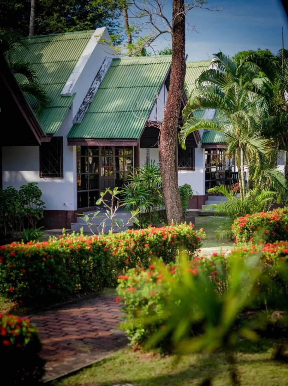 Southern Lanta Resort